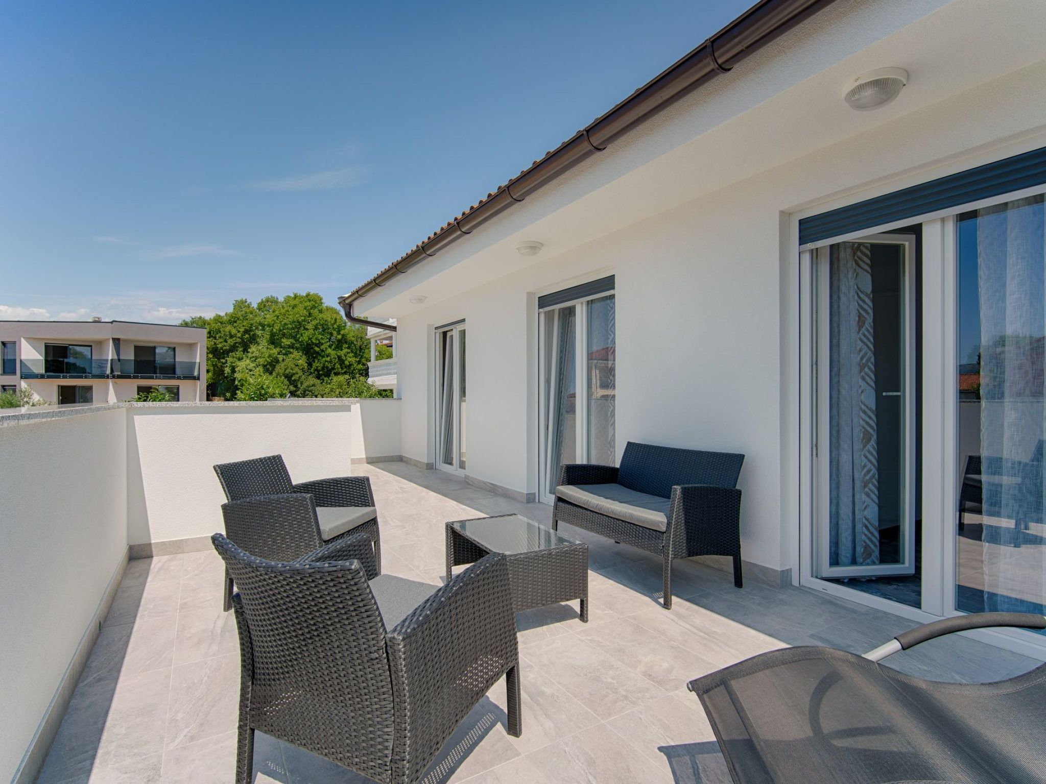 Schönes Haus in Pinezići mit privatem Parkplatz-Image-tags.info