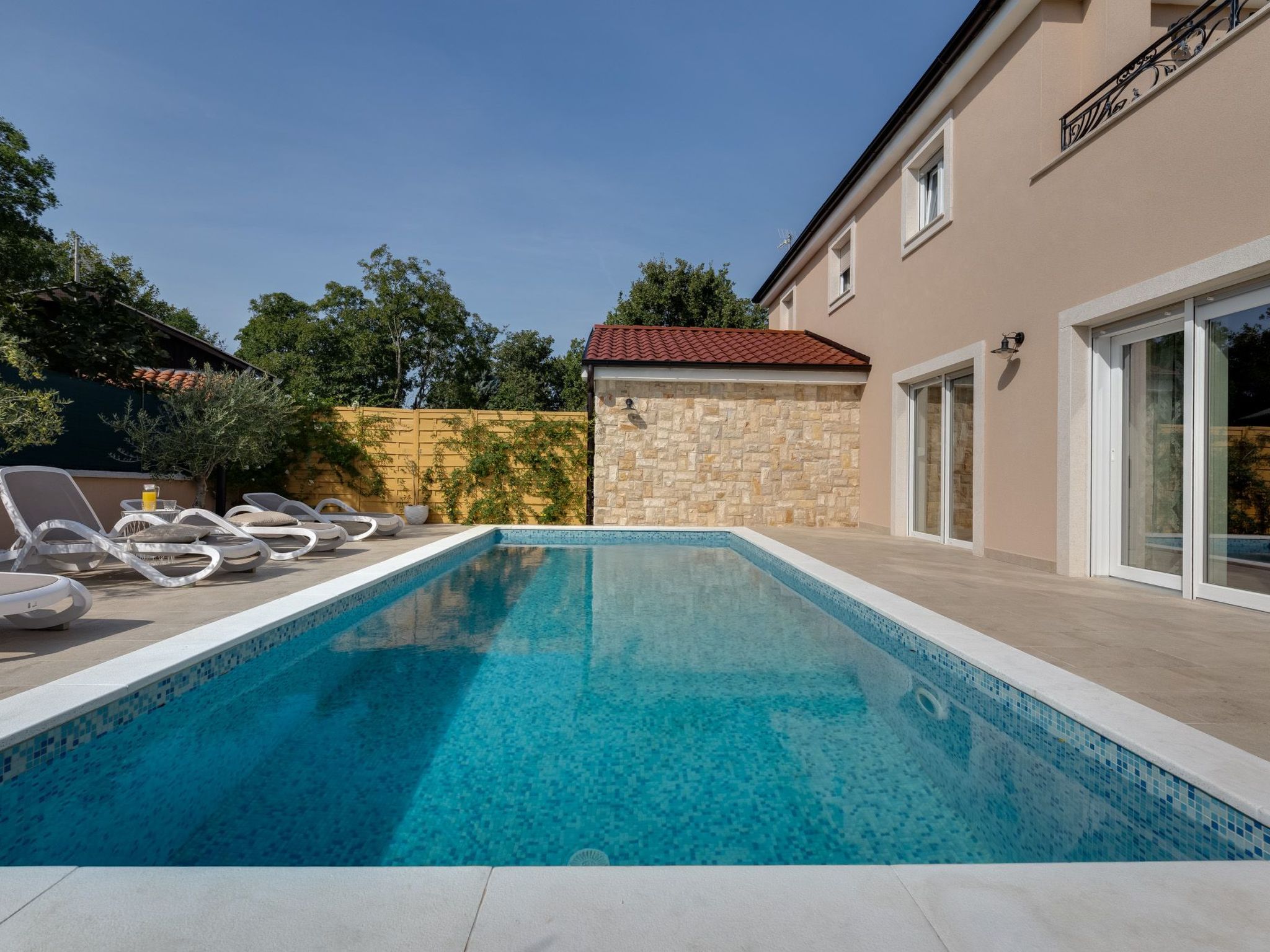 Villa "Lukas und Ana" mit Schwimmbad-Image-tags.info