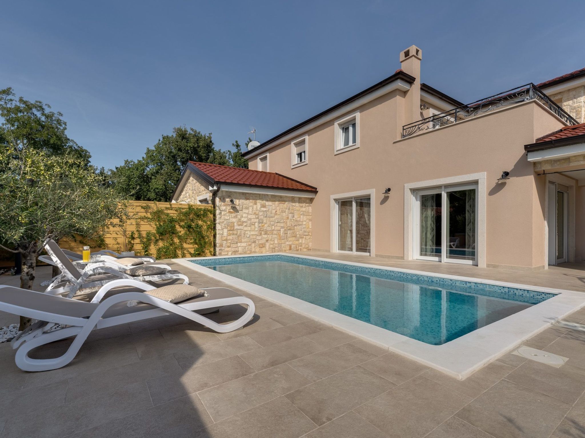 Villa "Lukas und Ana" mit Schwimmbad-Image-tags.info