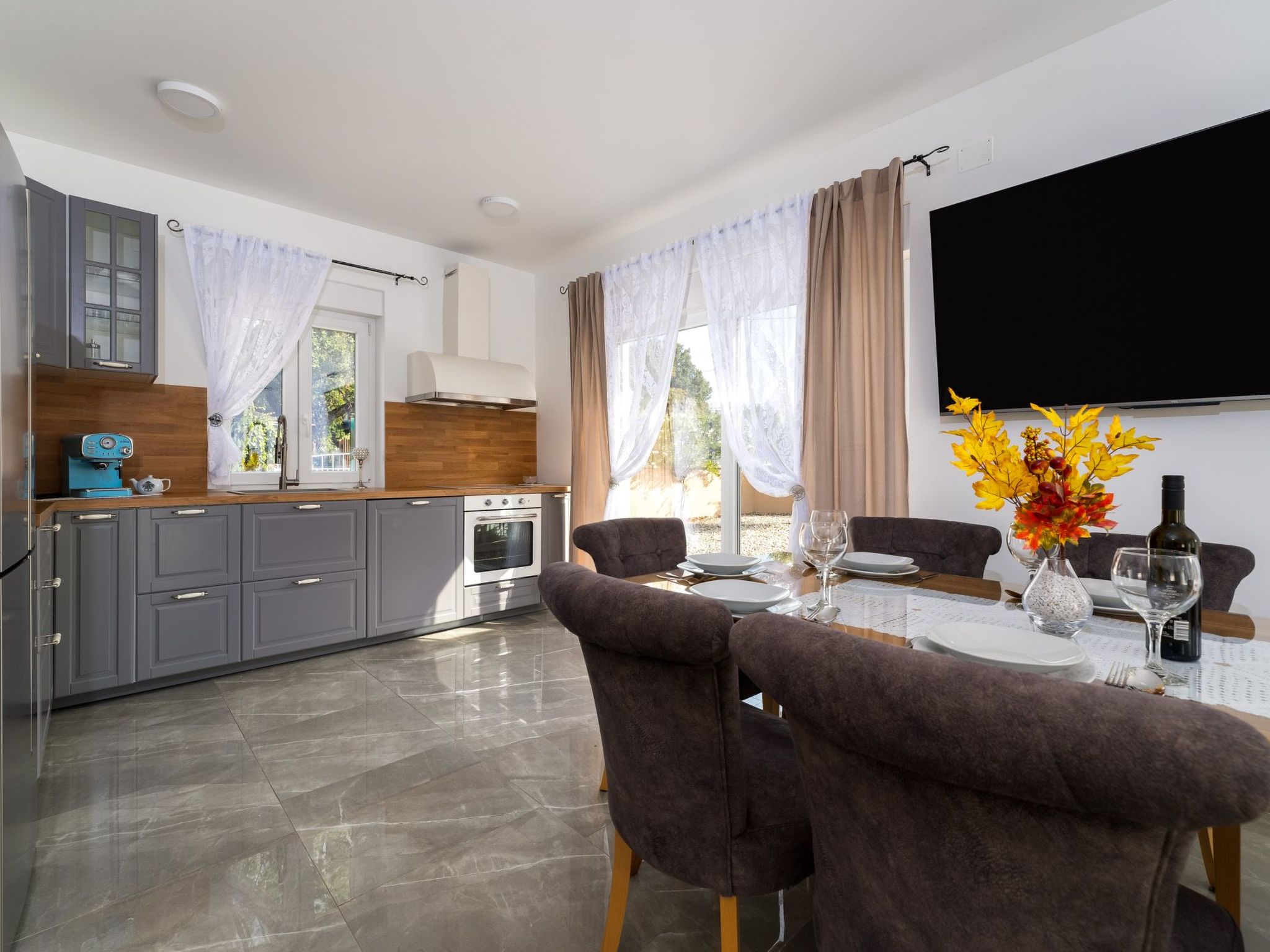 Villa "Lukas und Ana" mit Schwimmbad-Image-tags.info