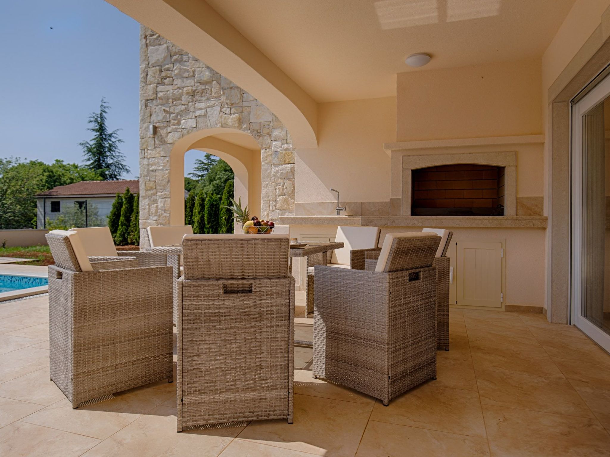 Haus in Pinezići mit privatem Pool-Image-tags.info