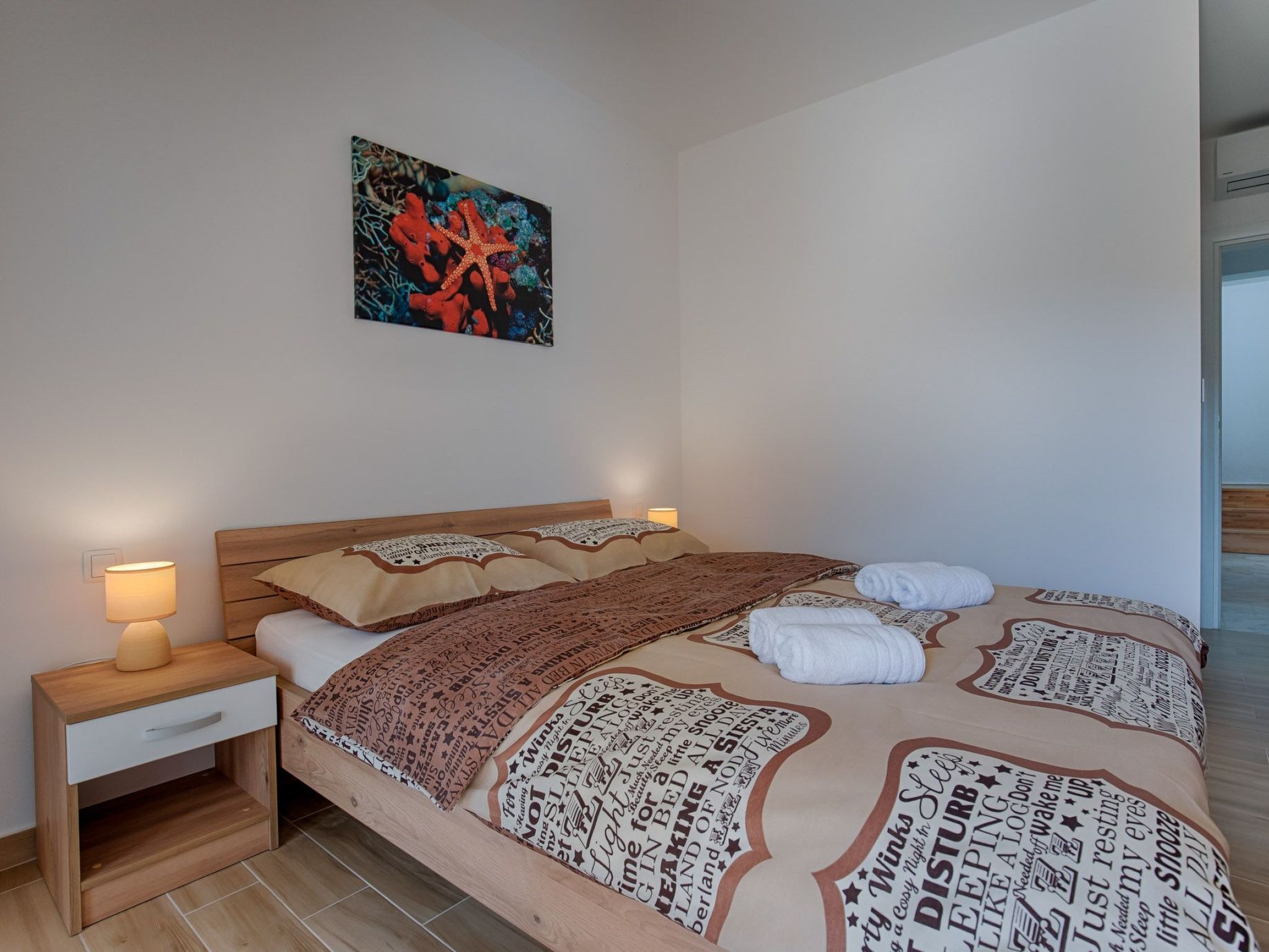 Haus in Pinezići mit privatem Pool-Image-tags.info