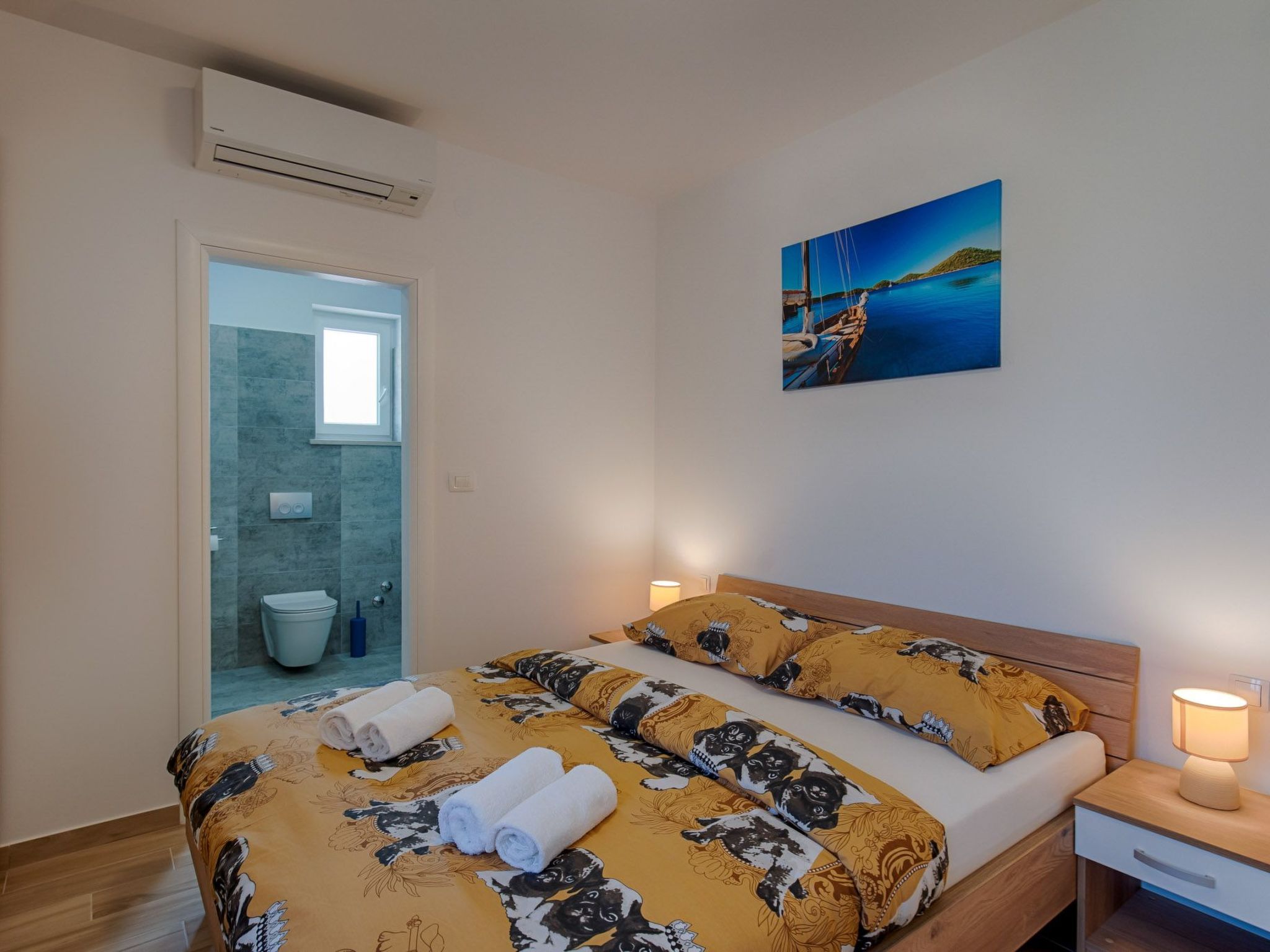 Haus in Pinezići mit privatem Pool-Image-tags.info