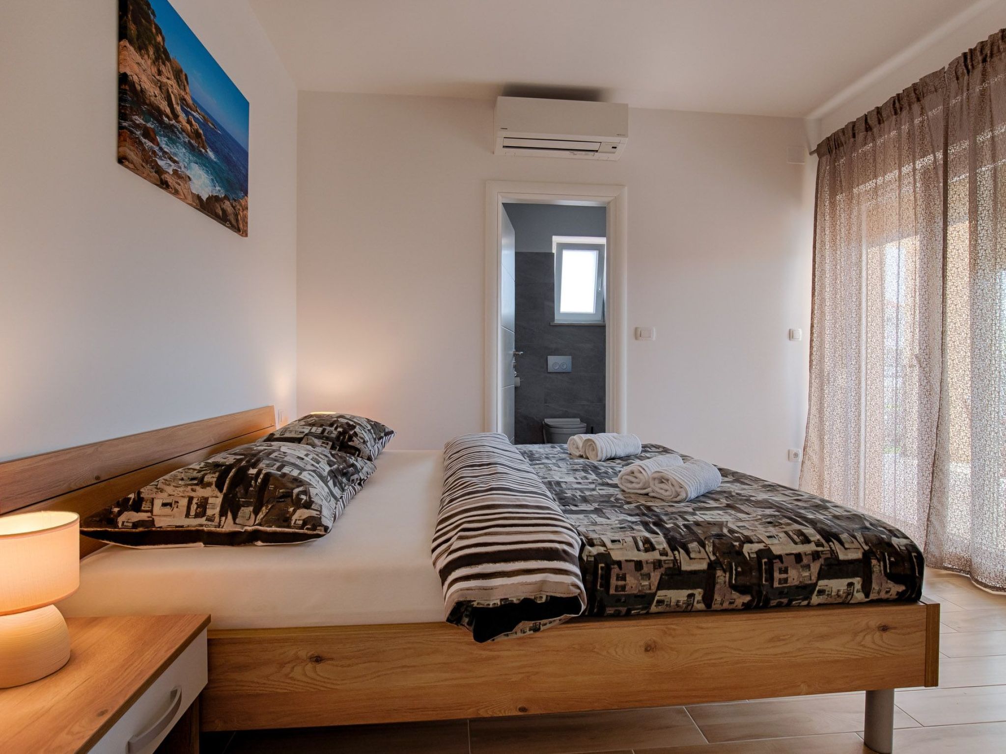 Haus in Pinezići mit privatem Pool-Image-tags.info