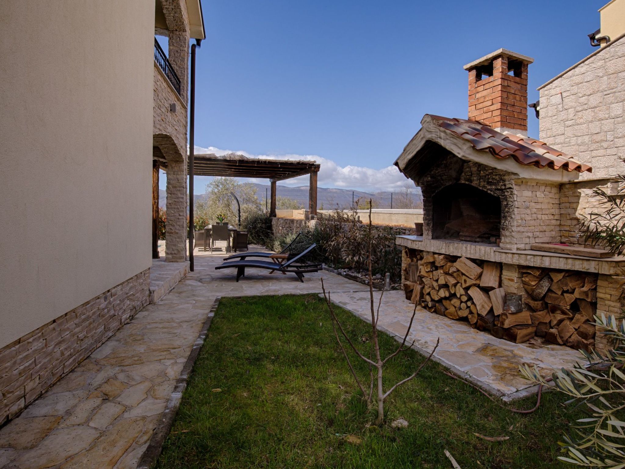 Villa "Oleandar" mit Schwimmbad und Meerblick-Image-tags.info