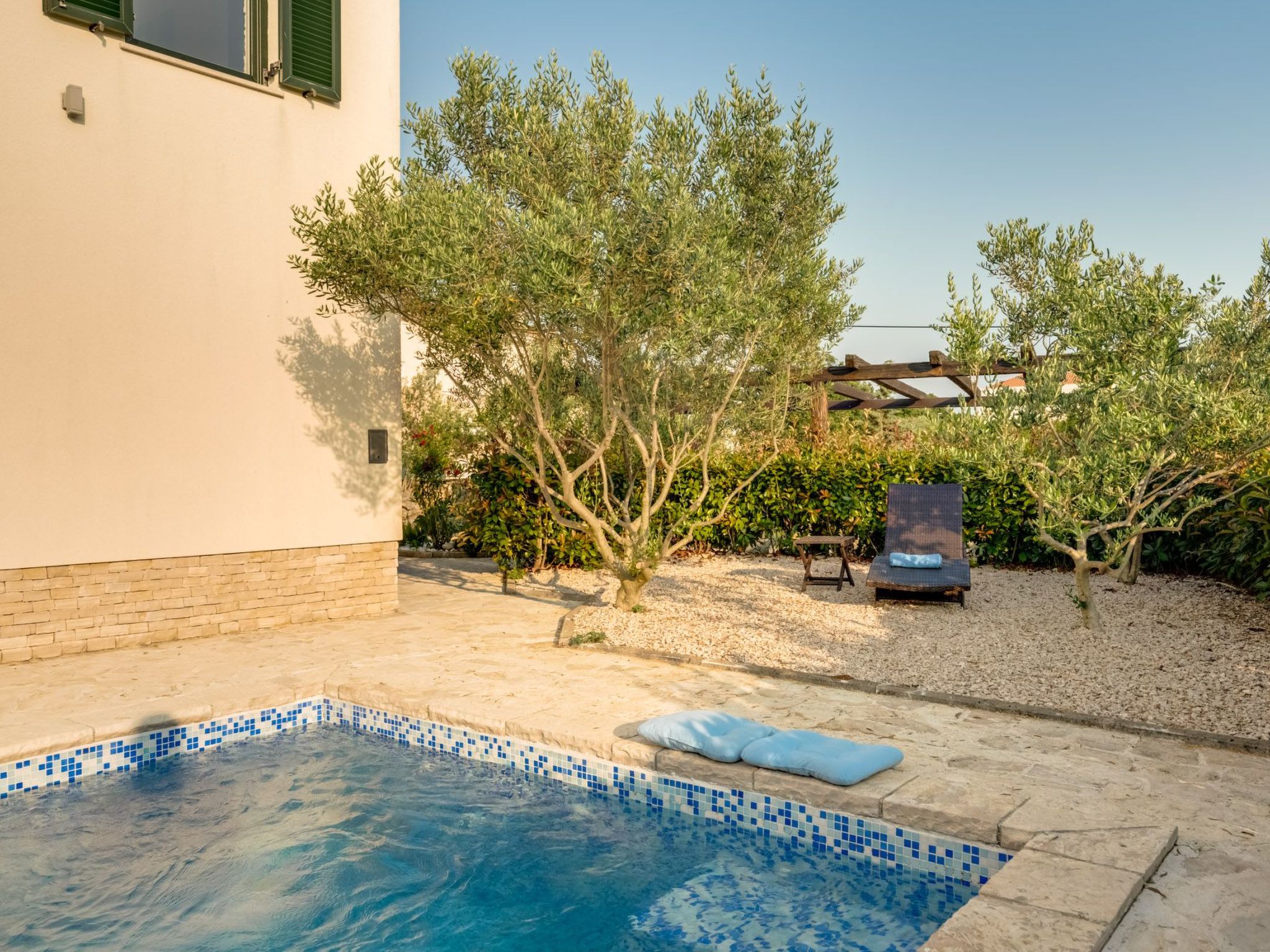 Villa "Oleandar" mit Schwimmbad und Meerblick-Image-tags.info