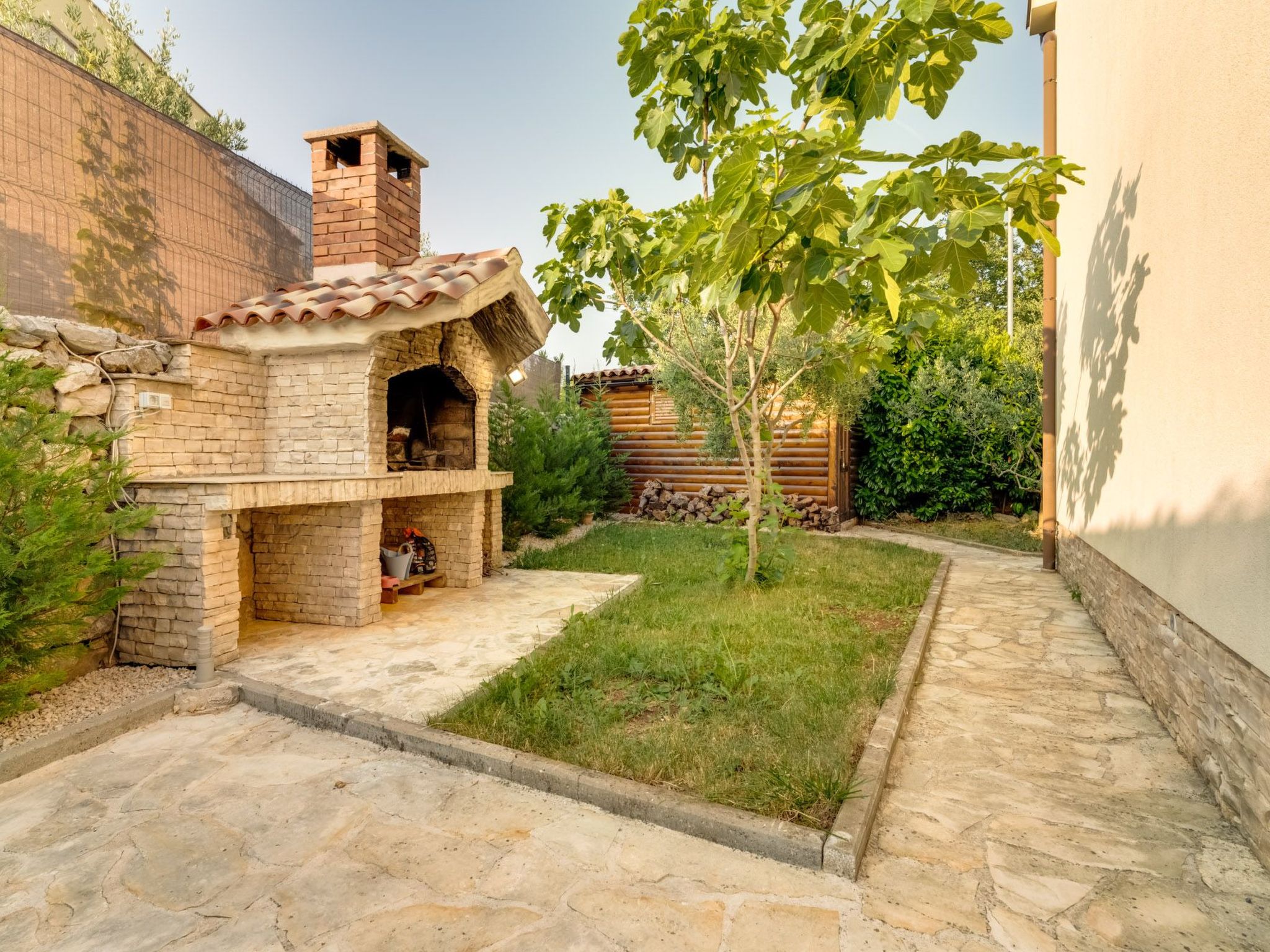 Villa "Oleandar" mit Schwimmbad und Meerblick-Image-tags.info