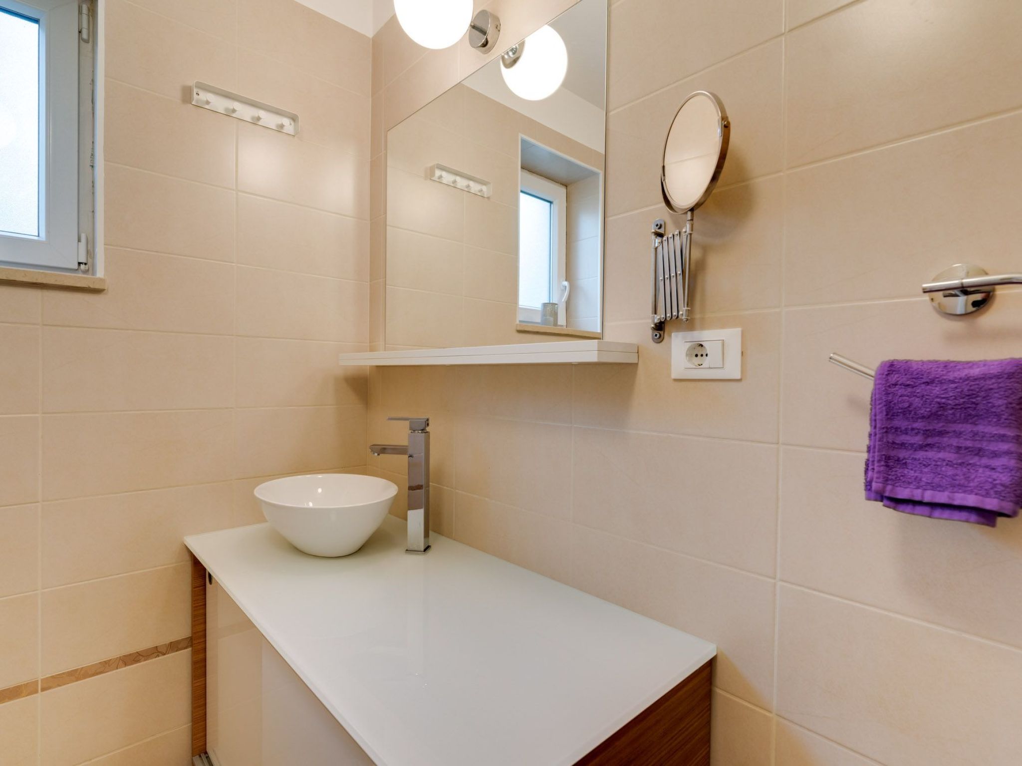 Villa "Oleandar" mit Schwimmbad und Meerblick-Image-tags.info