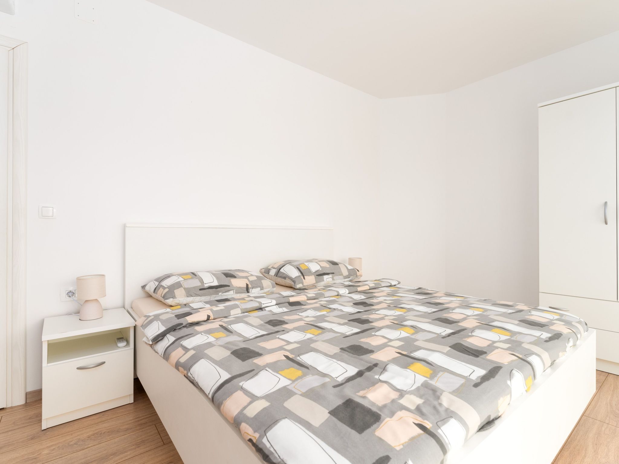 Schöne neue Villa mit Pool in Strandnähe-Image-tags.info