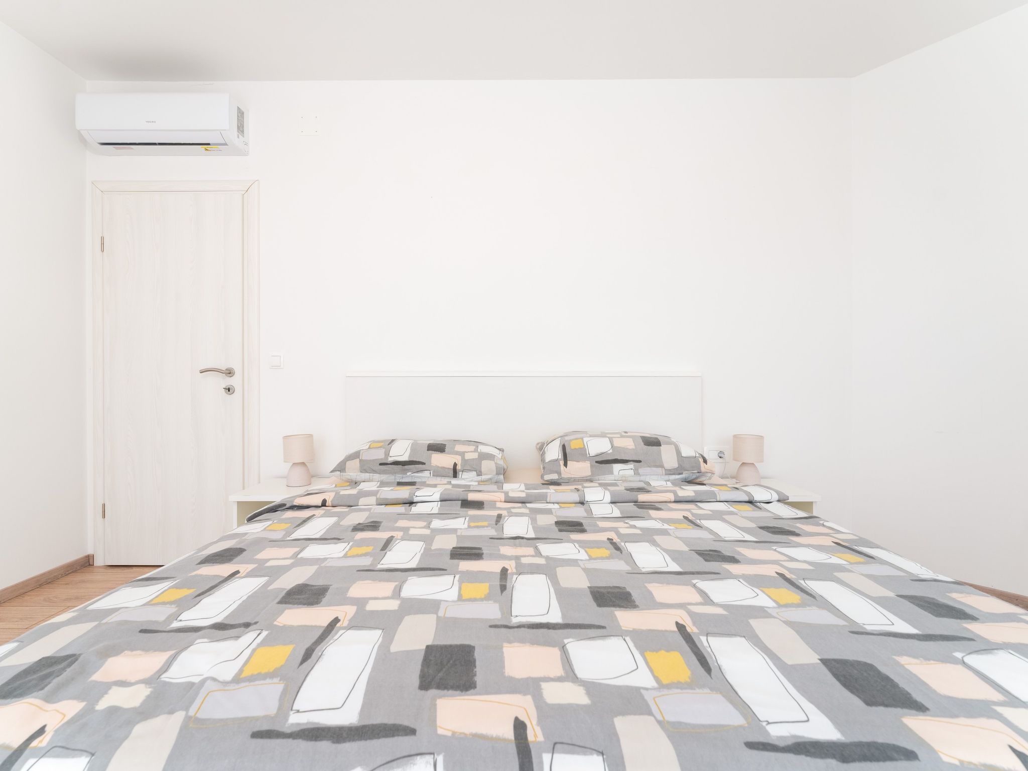 Schöne neue Villa mit Pool in Strandnähe-Image-tags.info