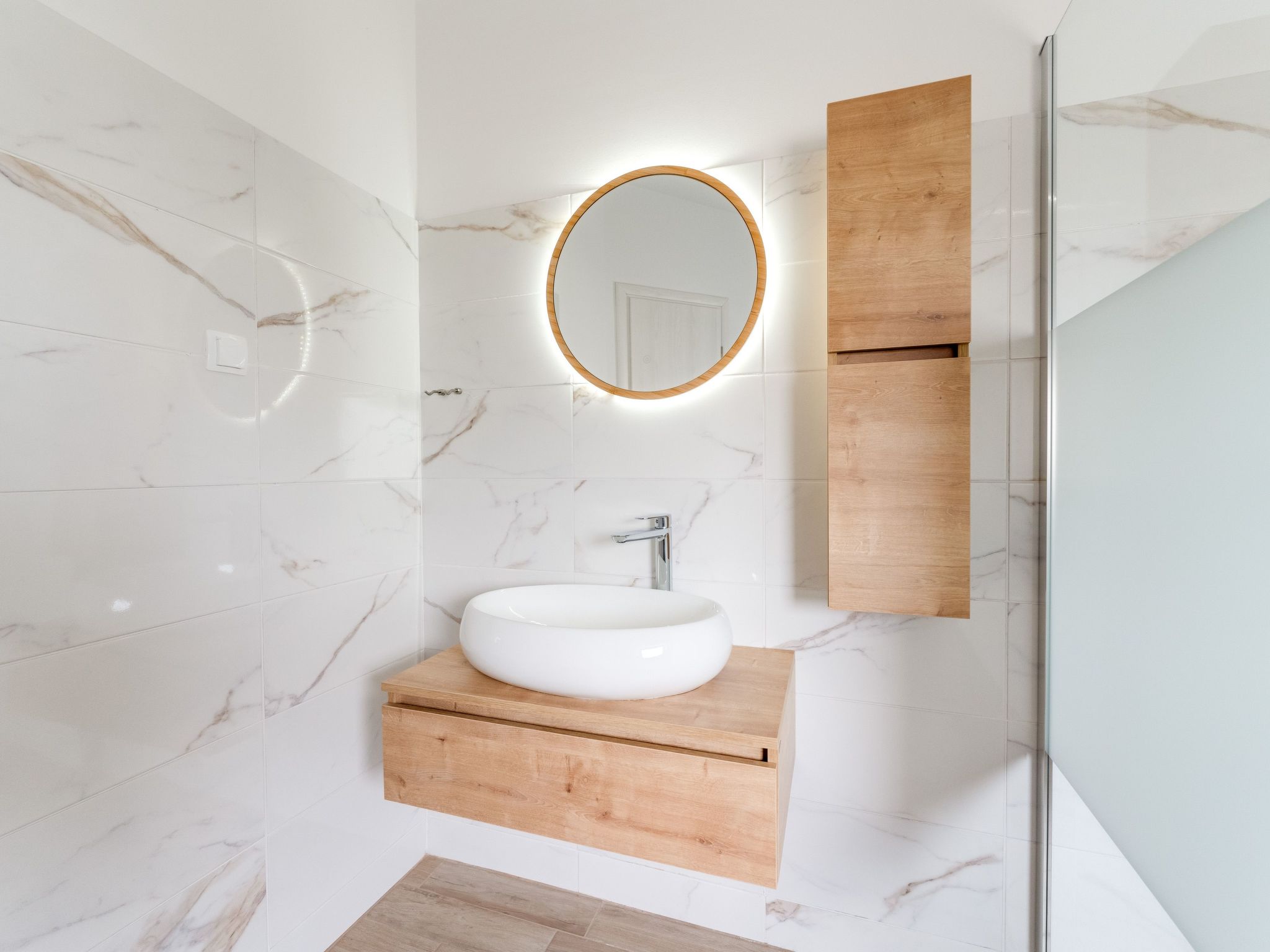 Schöne neue Villa mit Pool in Strandnähe-Image-tags.info