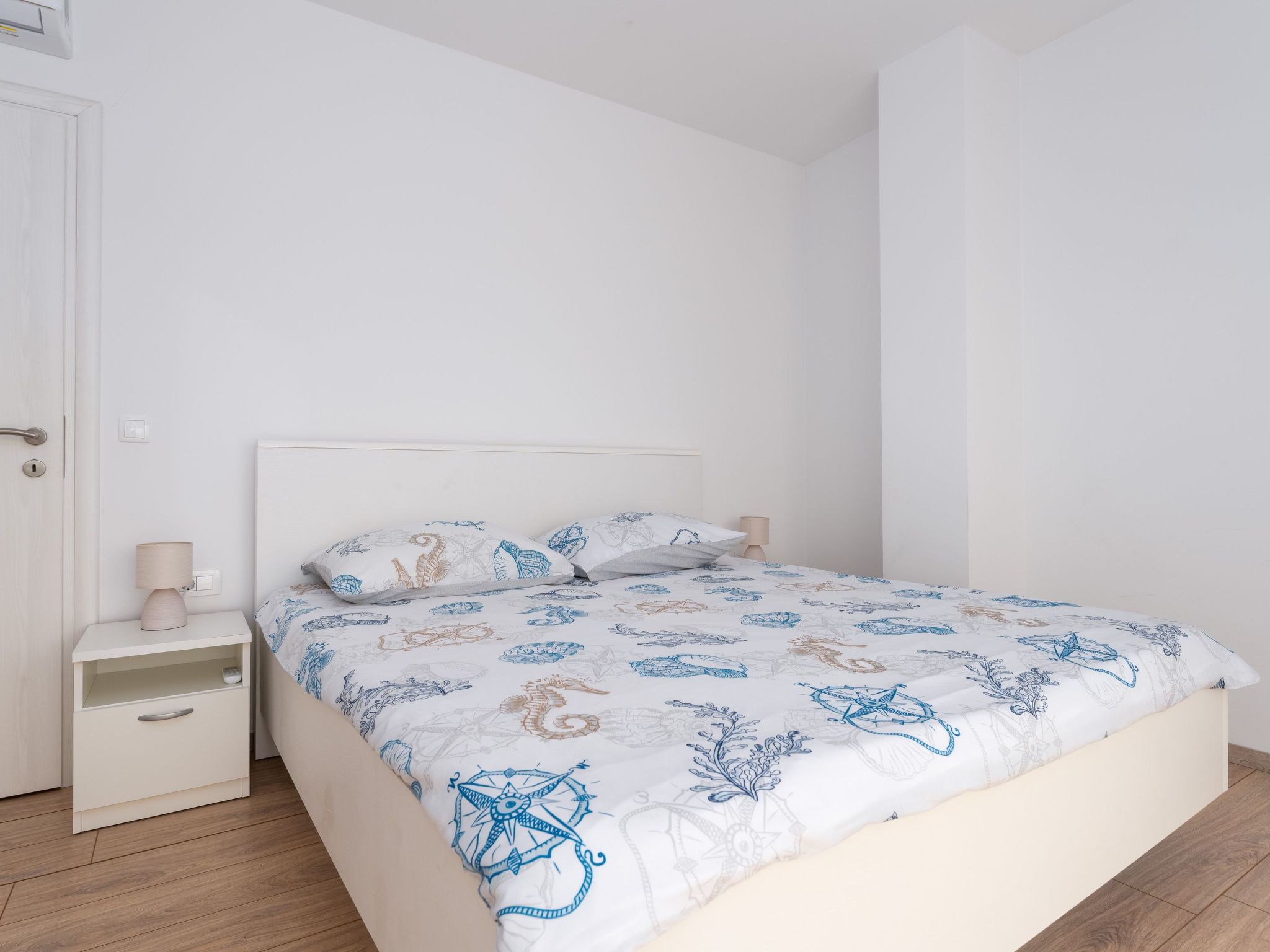 Schöne neue Villa mit Pool in Strandnähe-Image-tags.info