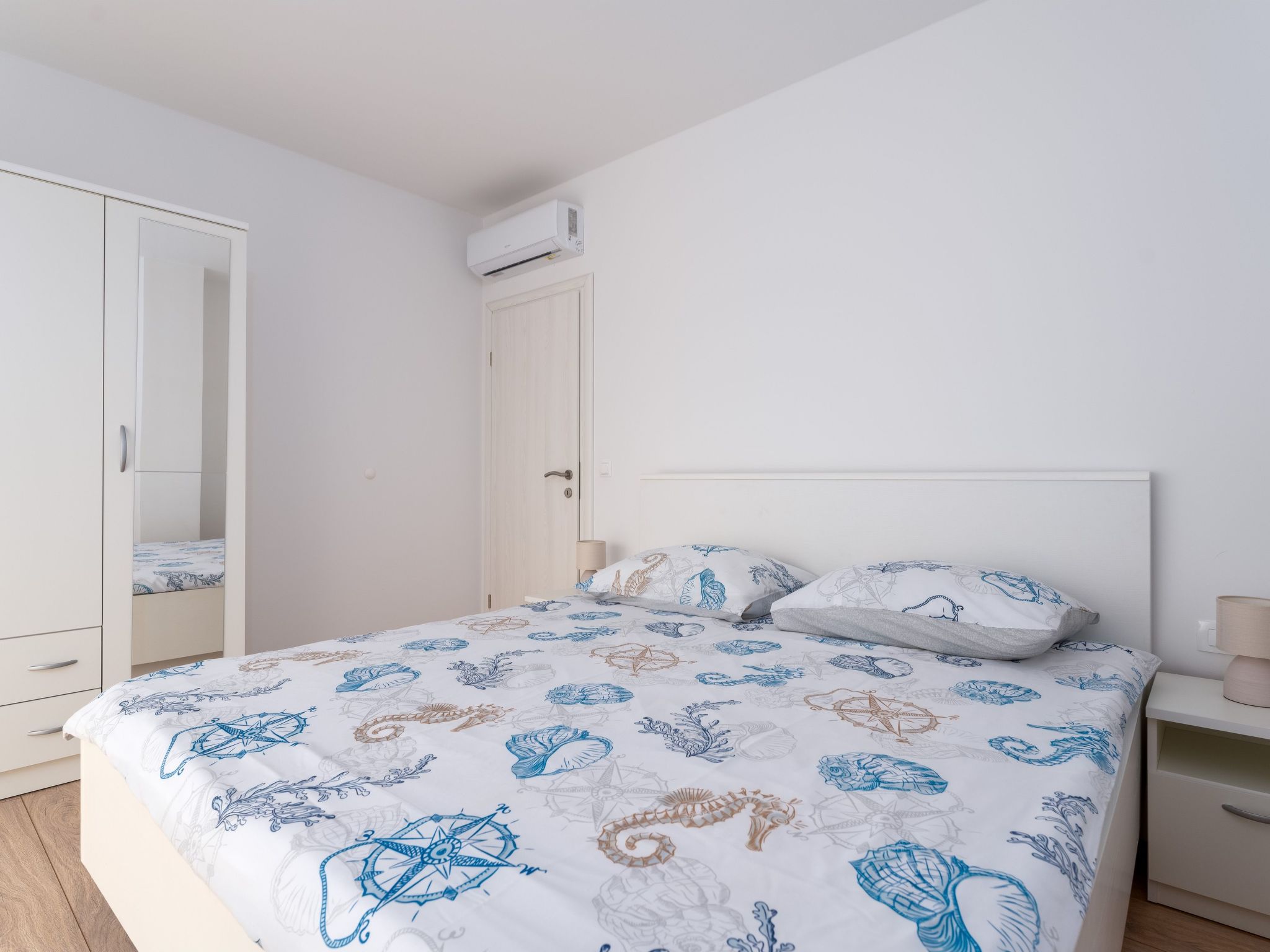 Schöne neue Villa mit Pool in Strandnähe-Image-tags.info