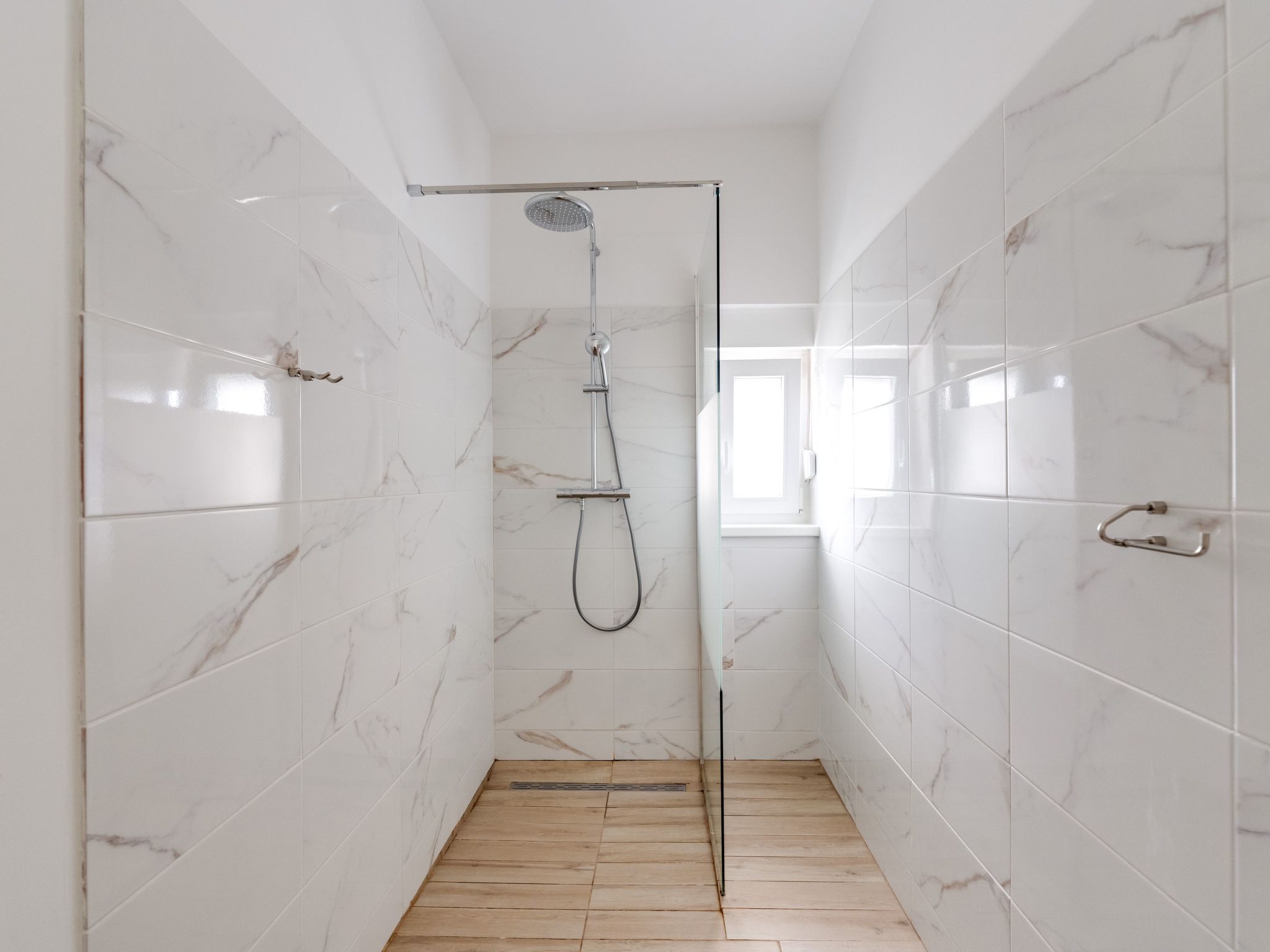 Schöne neue Villa mit Pool in Strandnähe-Image-tags.info