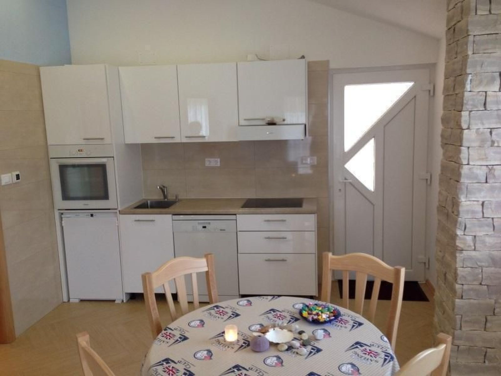 In Krk mit Privatparkplatz-Dedans