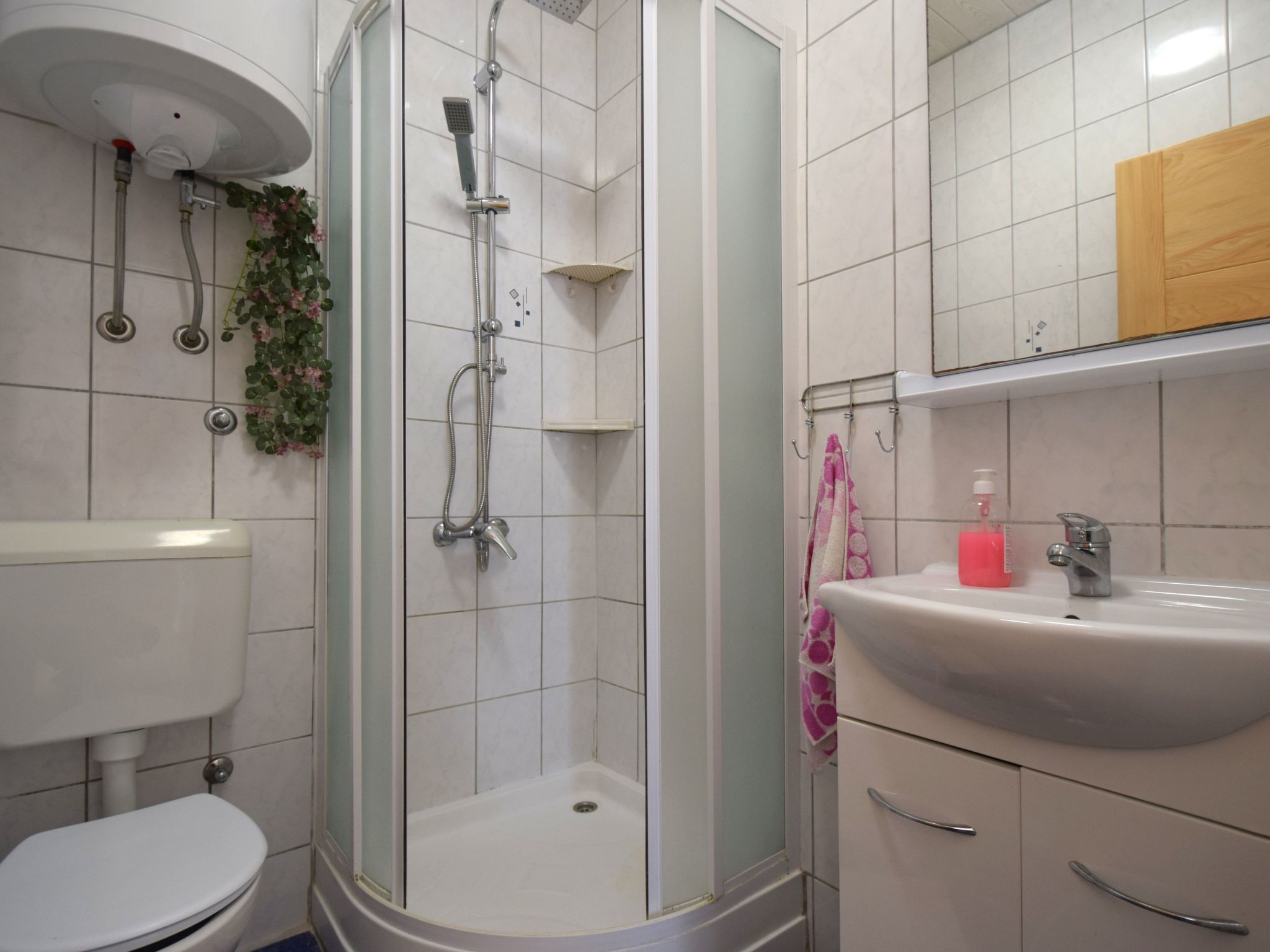 Klara-Image-tags.info