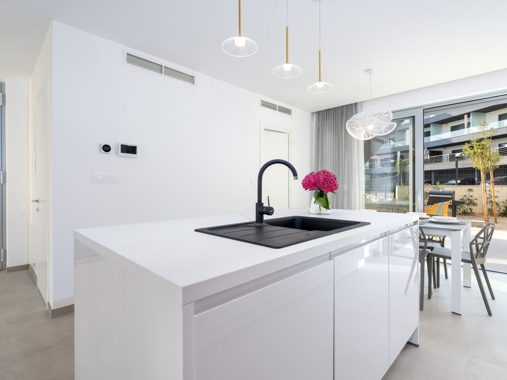 Neue moderne Villa "Smokva 1" mit Pool-Image-tags.info