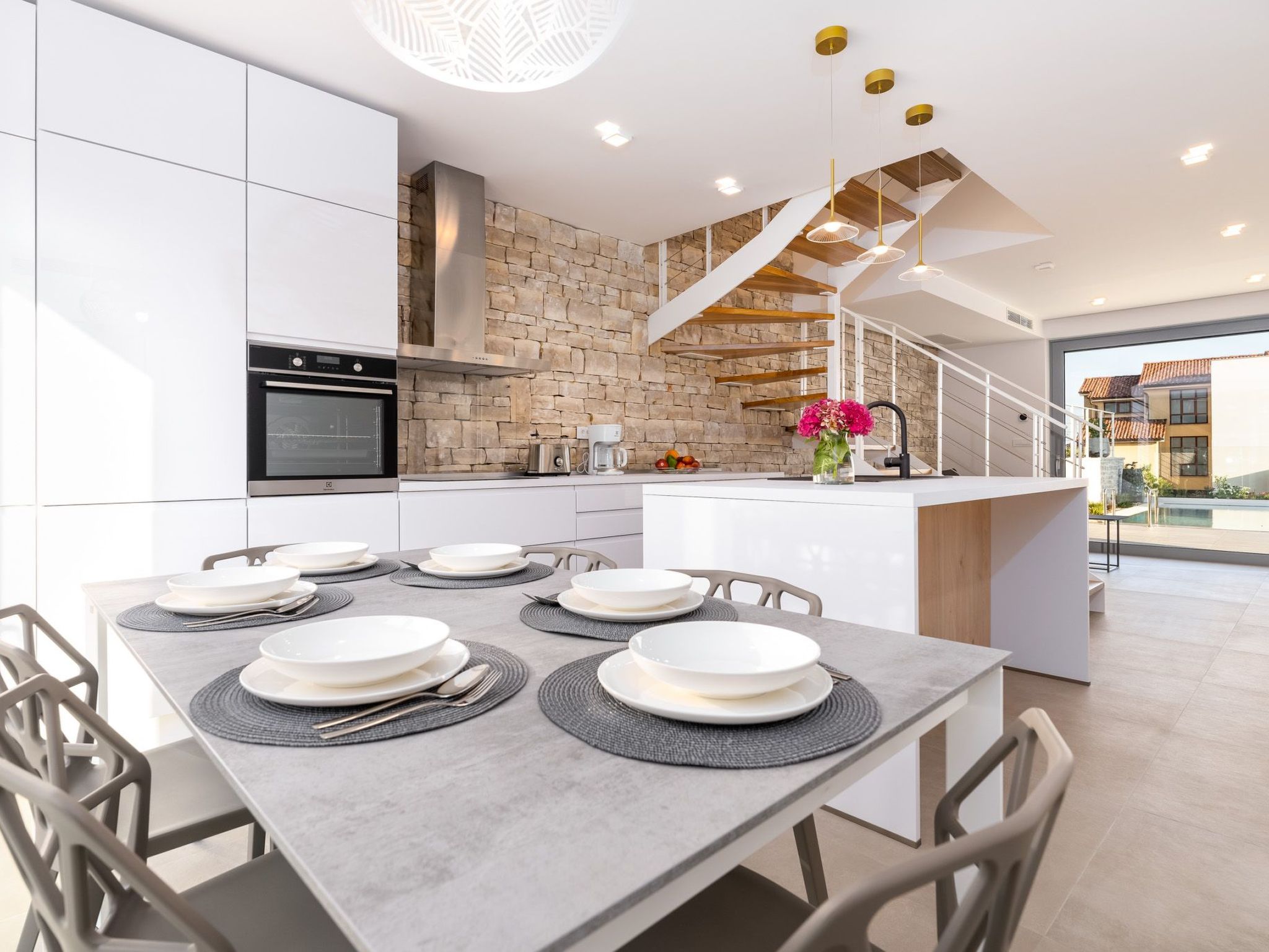 Neue moderne Villa "Smokva 1" mit Pool-Image-tags.info