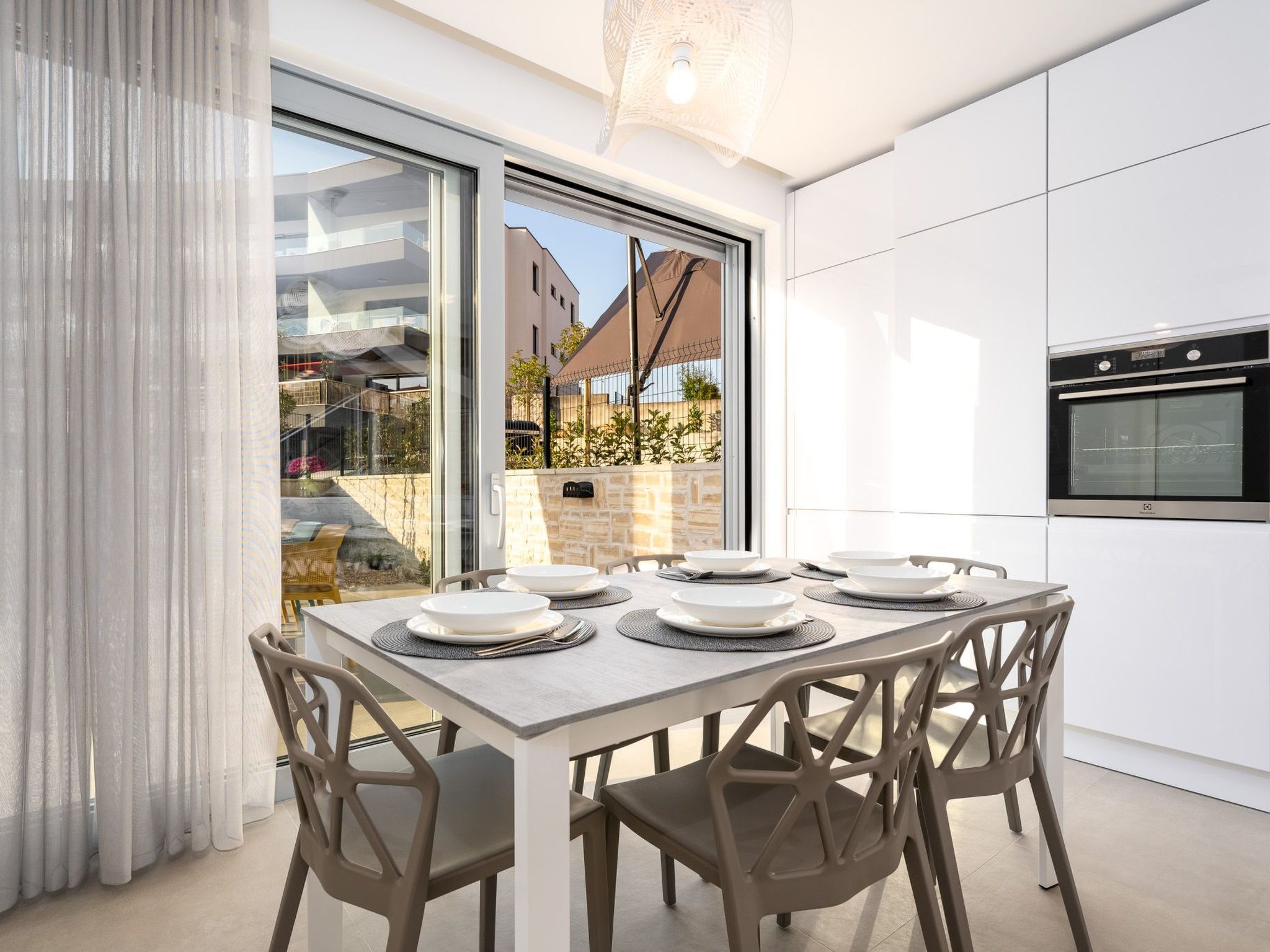 Neue moderne Villa "Smokva 1" mit Pool-Image-tags.info