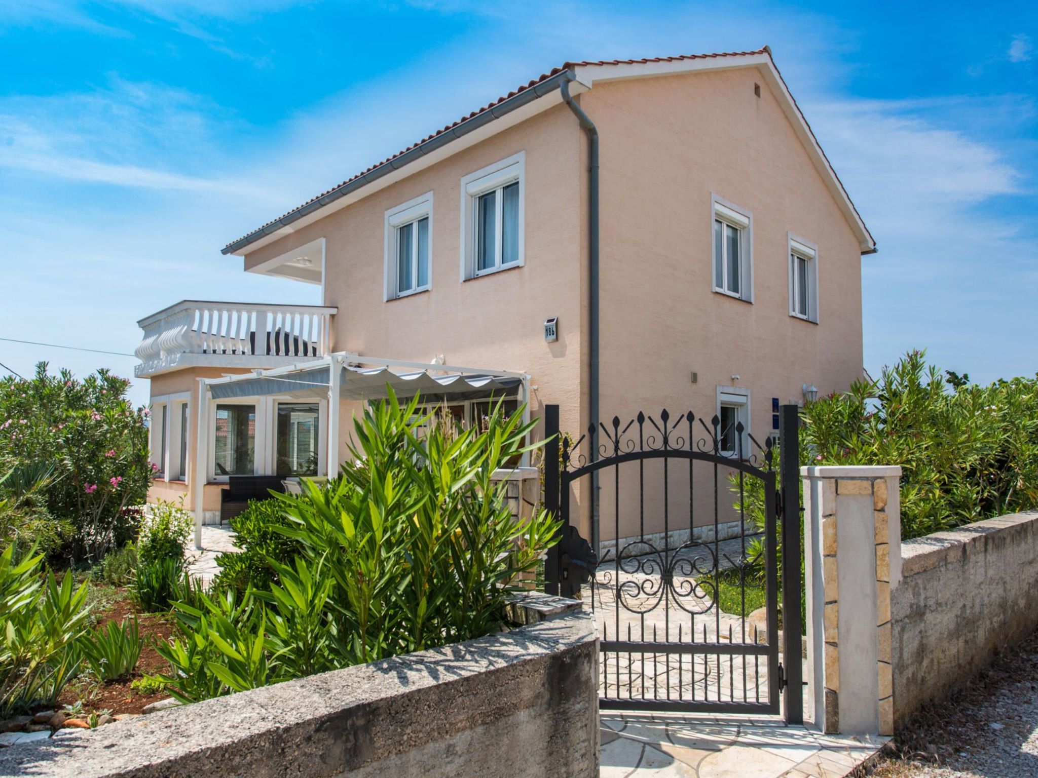 Photo of "Nika" mit privatem Pool