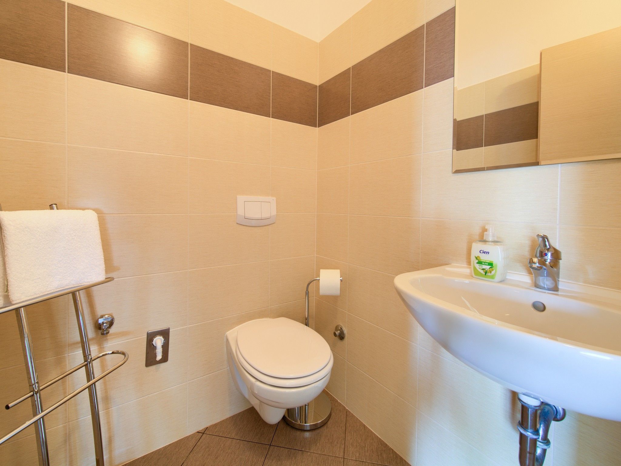 "Villa Vrh" mit eigenem Pool-Image-tags.info