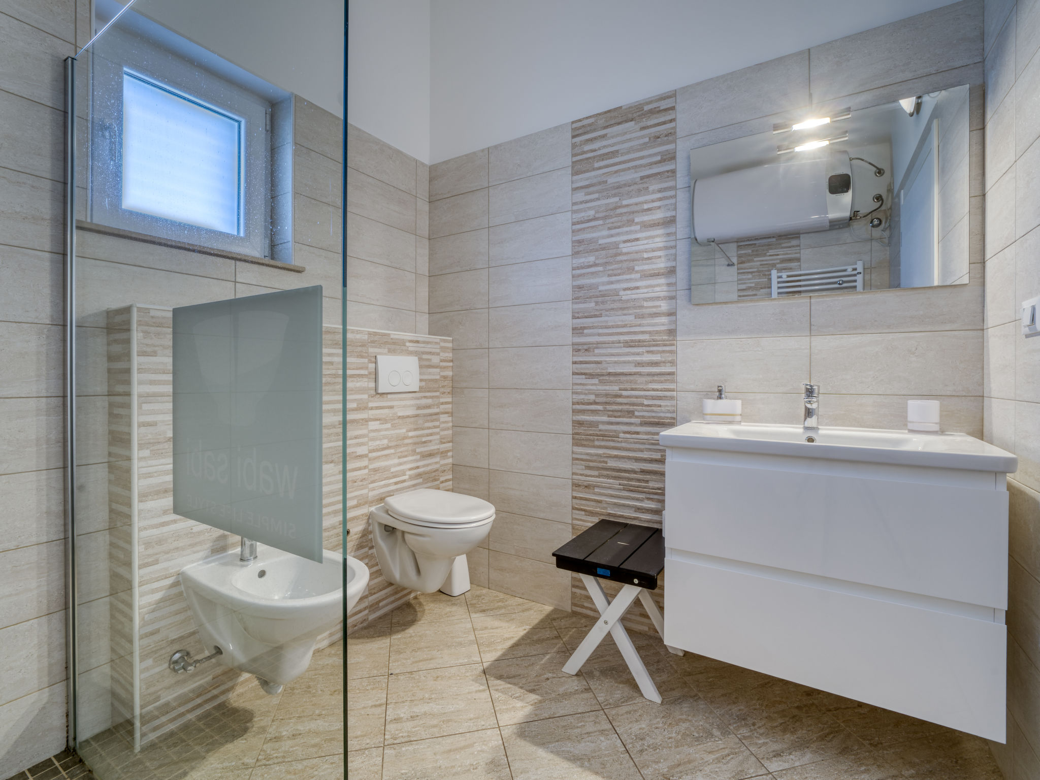 Wabi Sabi Resort 2-Binnen