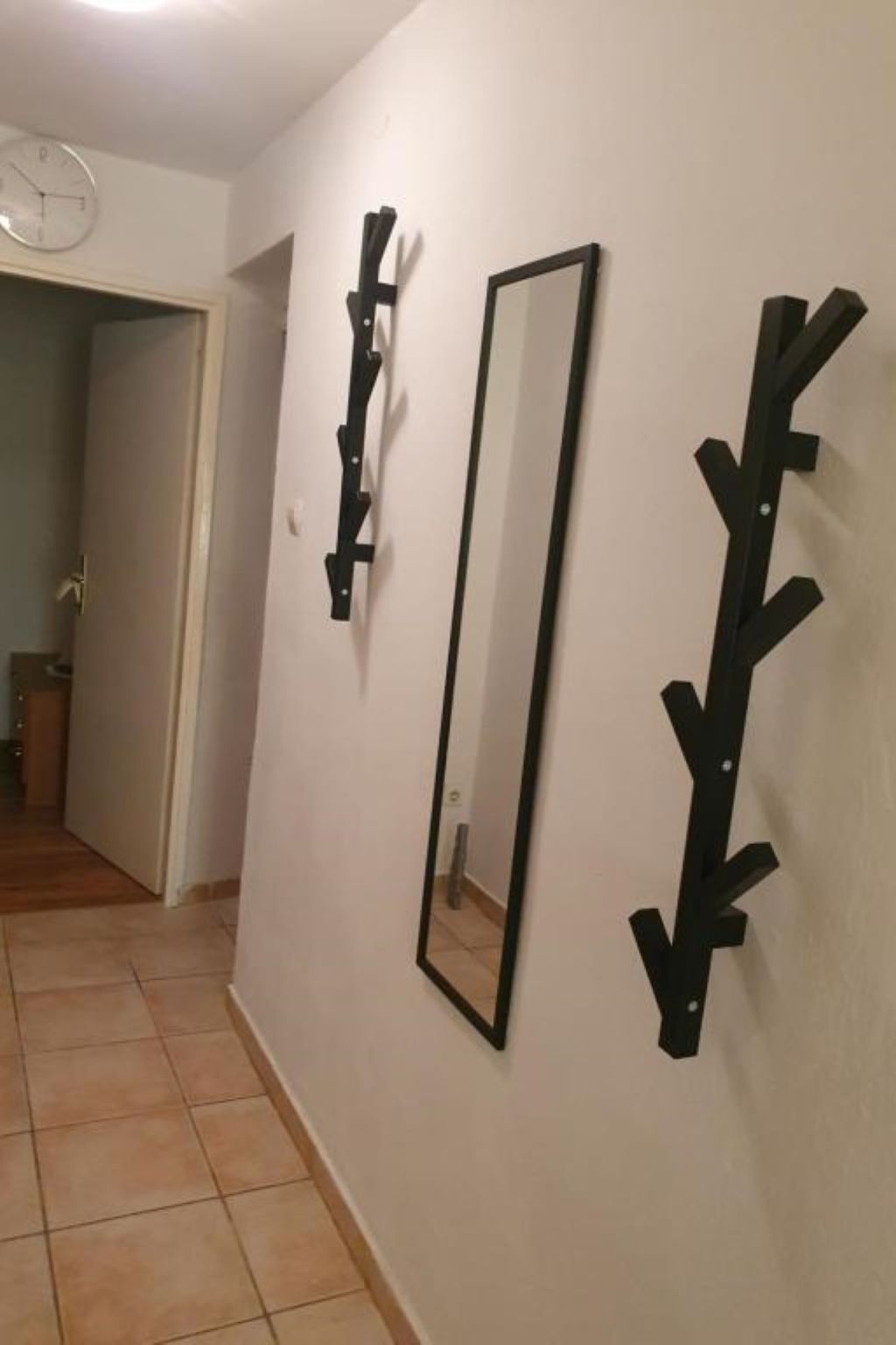 "Nikica" mit Blick auf das Meer-Inside