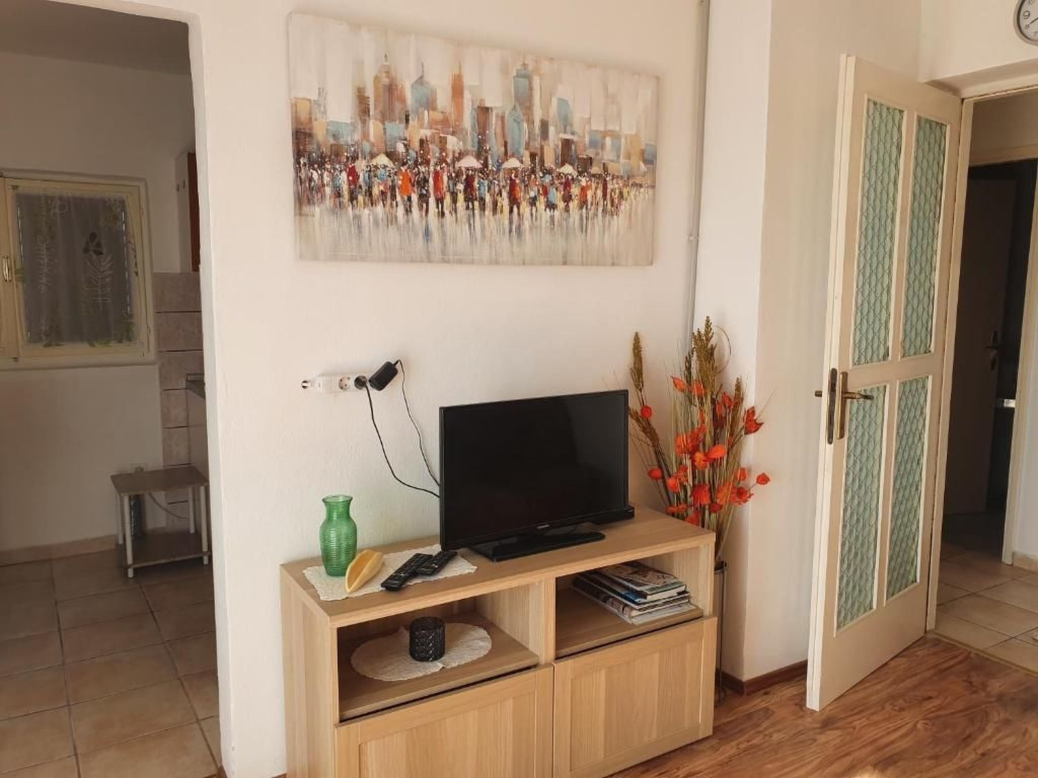 "Nikica" mit Blick auf das Meer-Inside