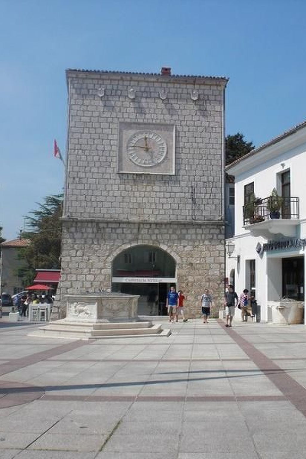 Photo of Apartment mit einem kleinen Wohn- und Essbereich und Schlafzimmer