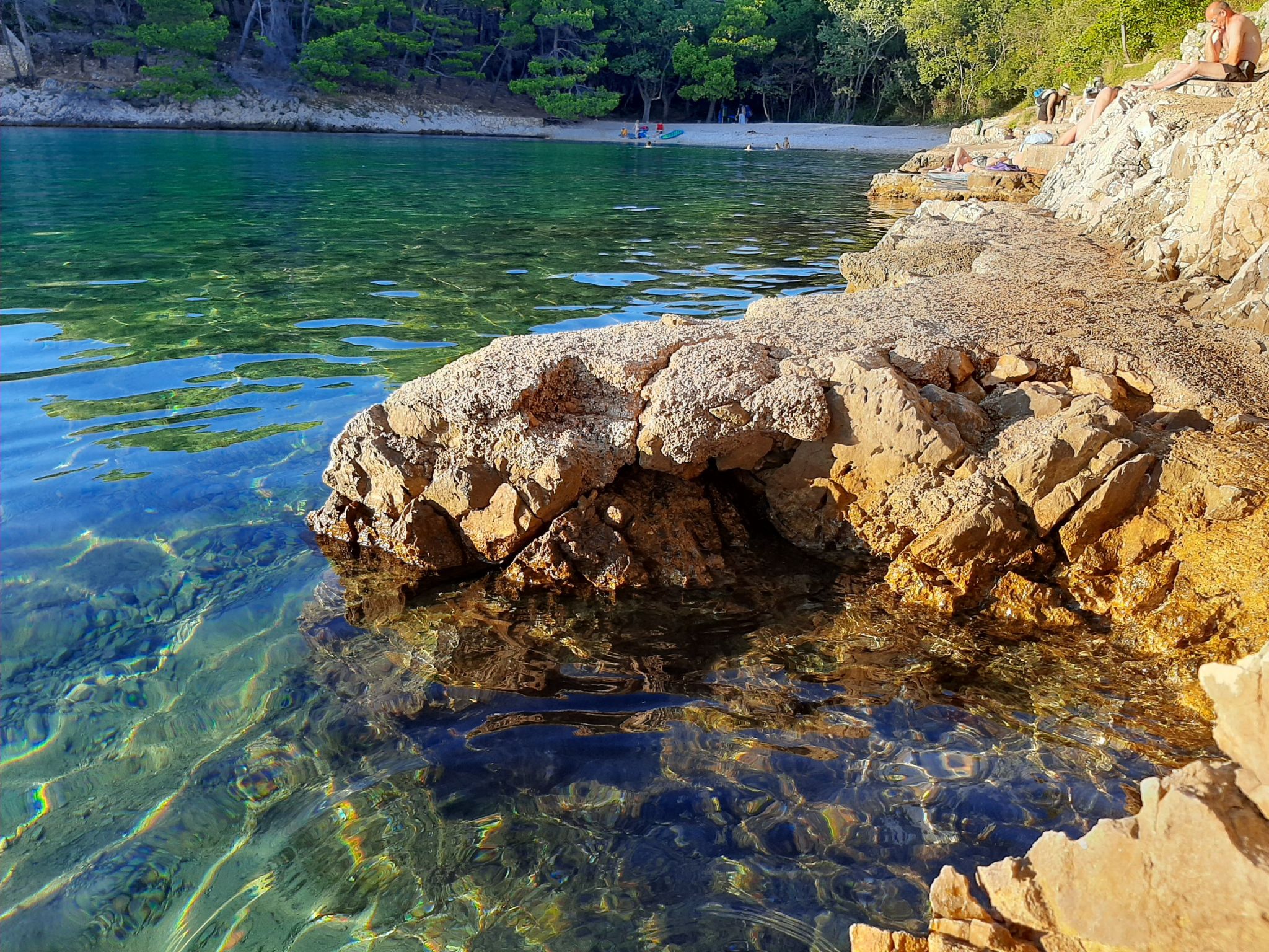 Photo of Apartment mit einem kleinen Wohn- und Essbereich und Schlafzimmer