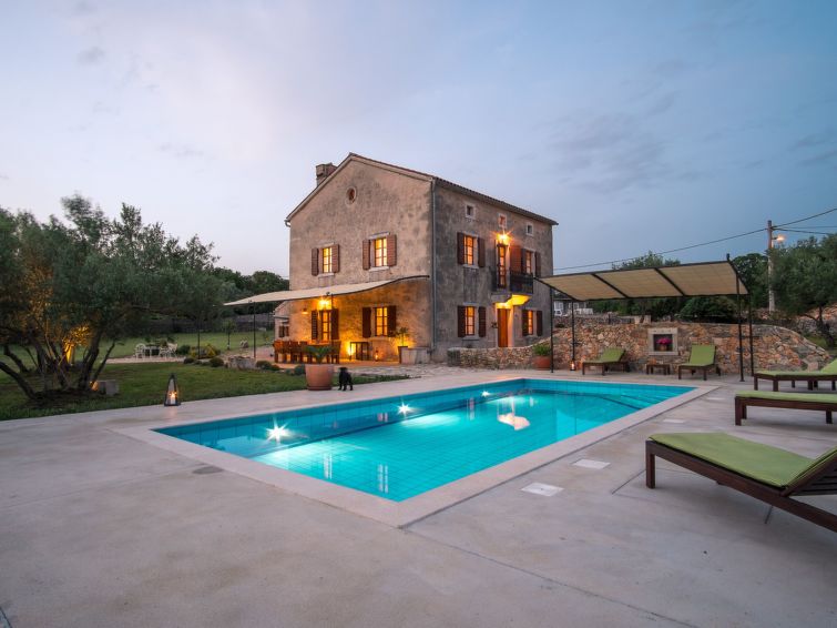 Villa Mit Pool, Olivengarten Und Meerblick - Krk, Hırvatistan