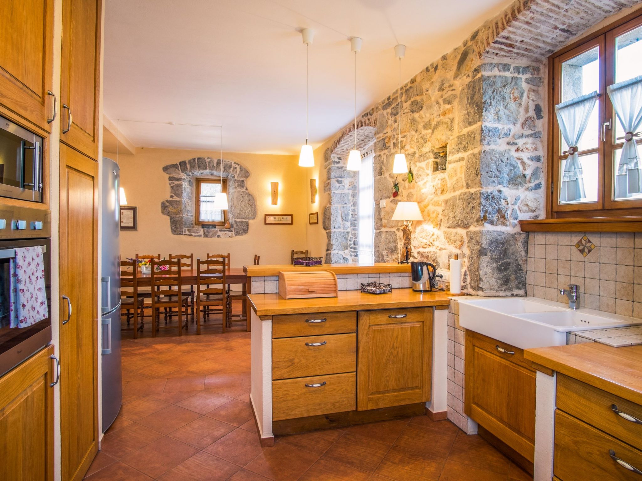 Villa mit Pool, Olivengarten und Meerblick-Image-tags.info