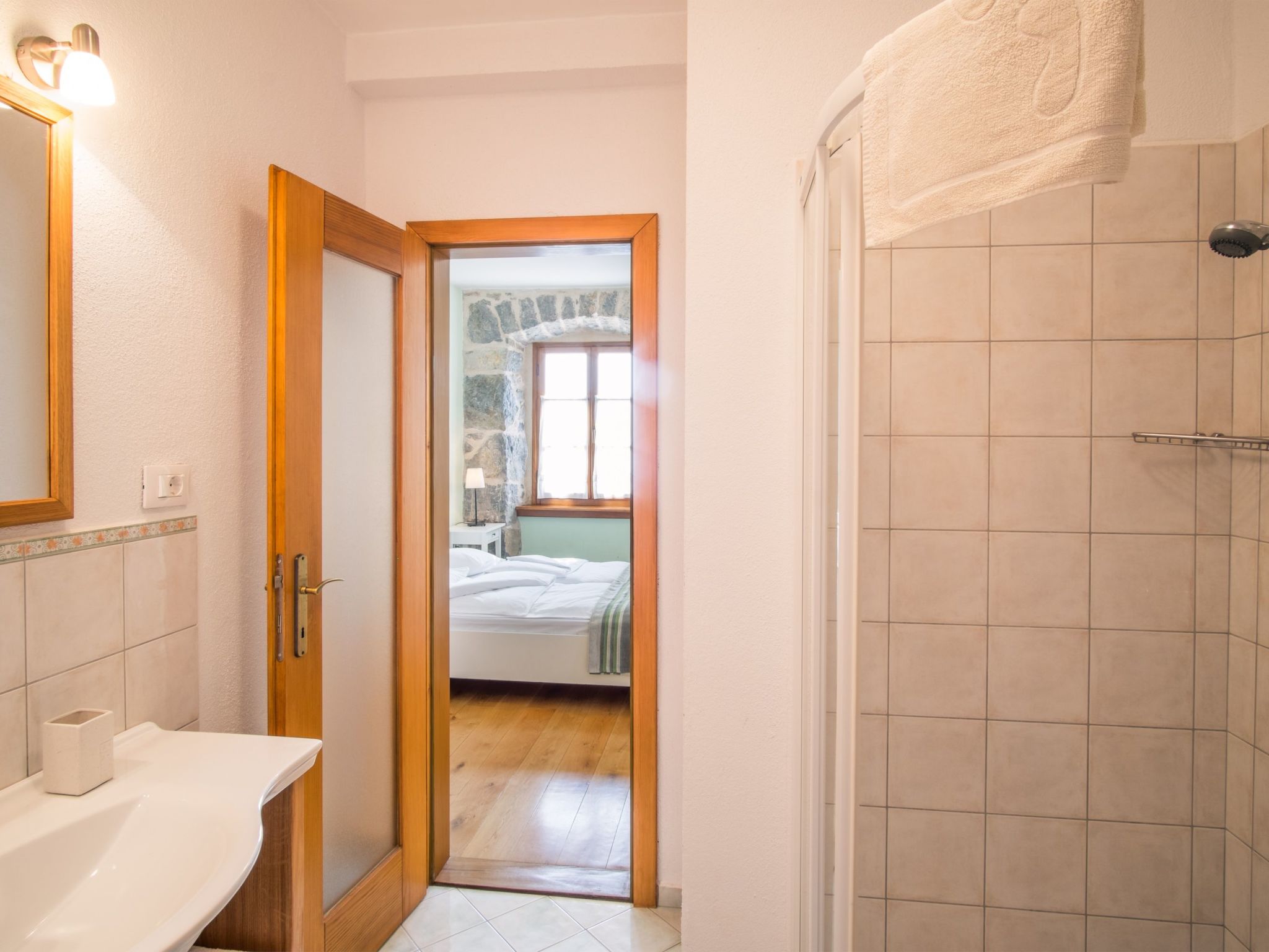 Villa mit Pool, Olivengarten und Meerblick-Image-tags.info