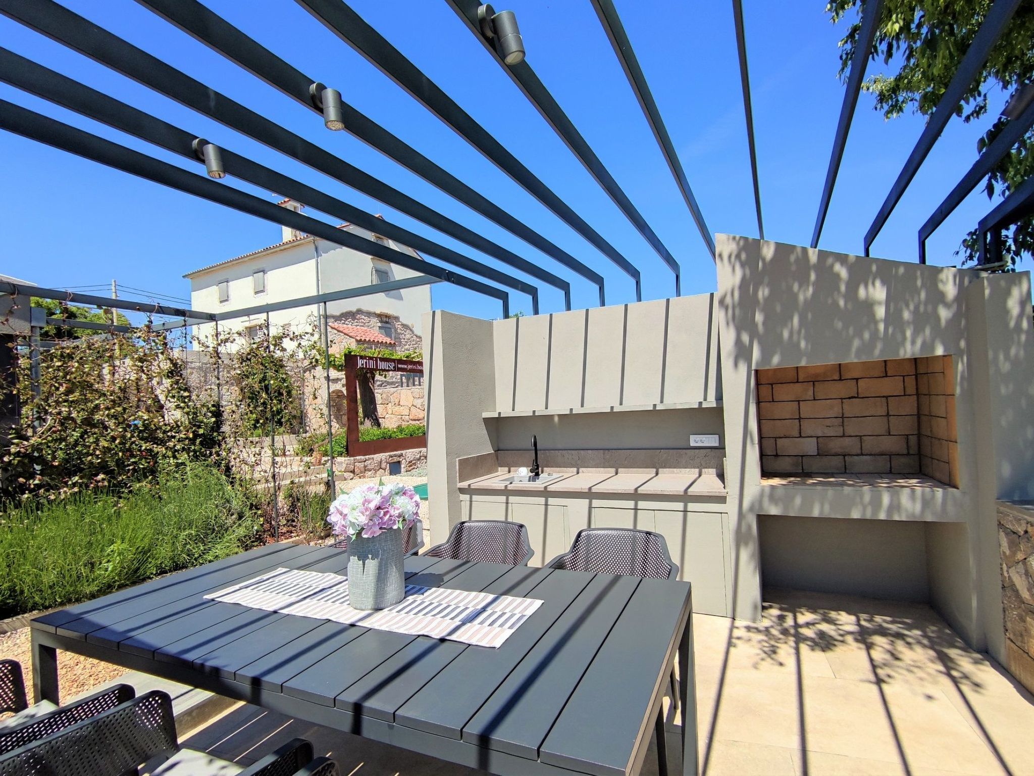 Haus Jerini Cottage