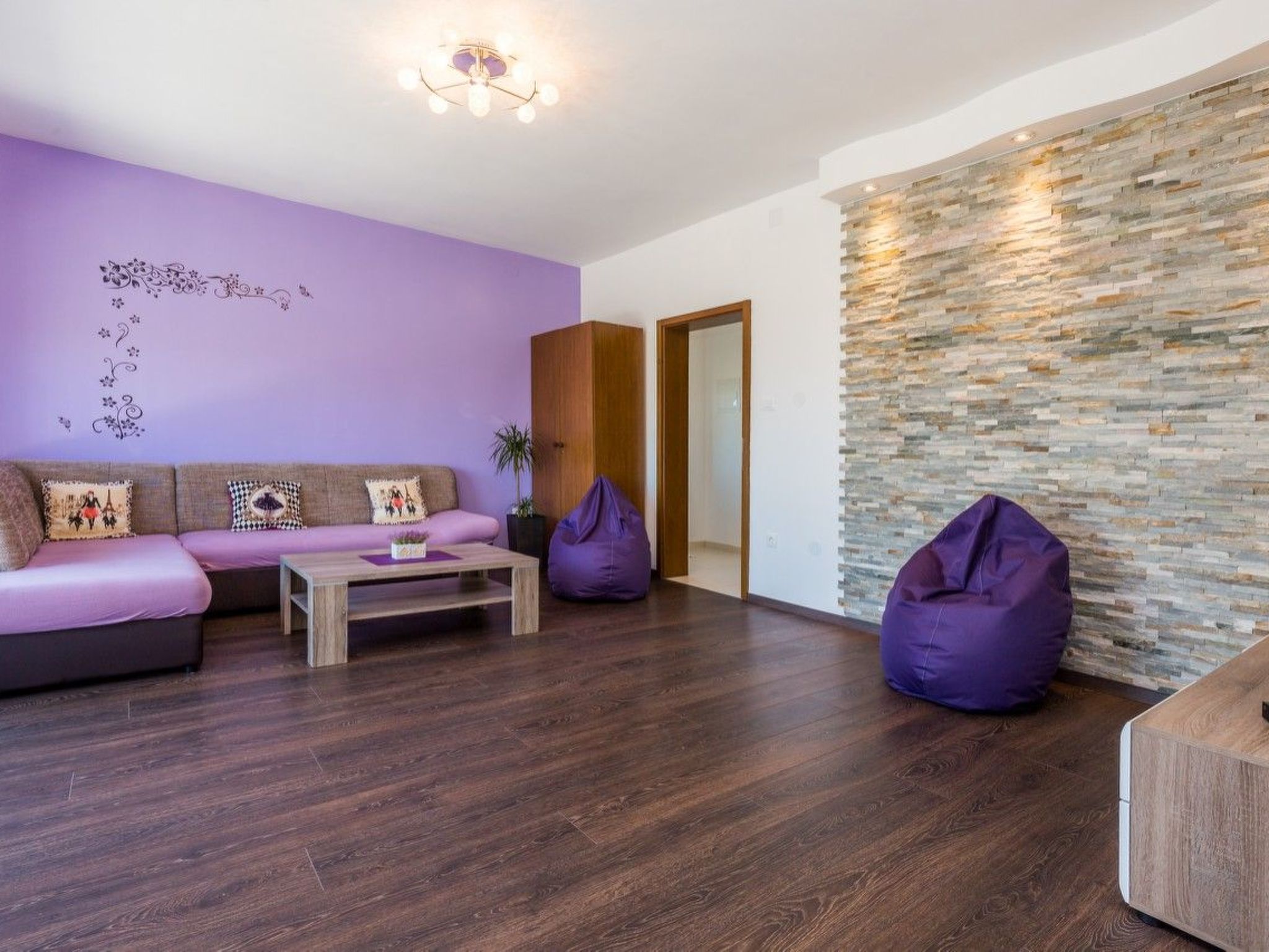 Photo of Geräumige Wohnung in Krk mit Garten und Terrasse