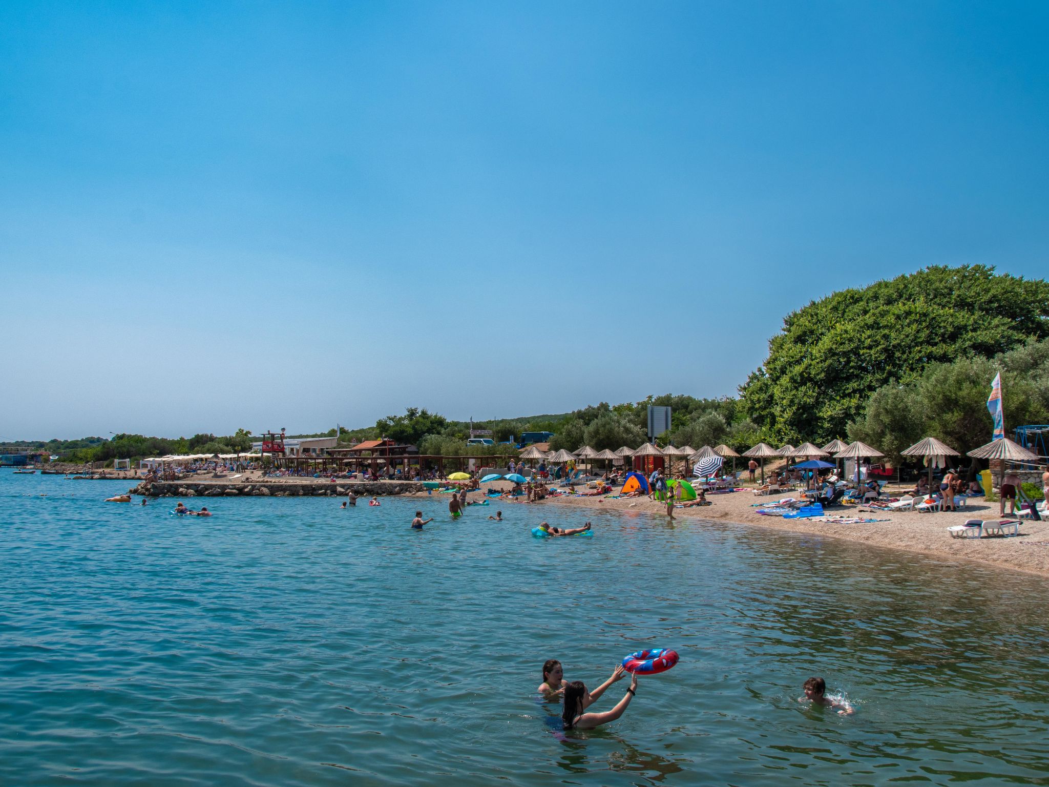 Villa "Olive Tree" mit Schwimmbad-Omgeving