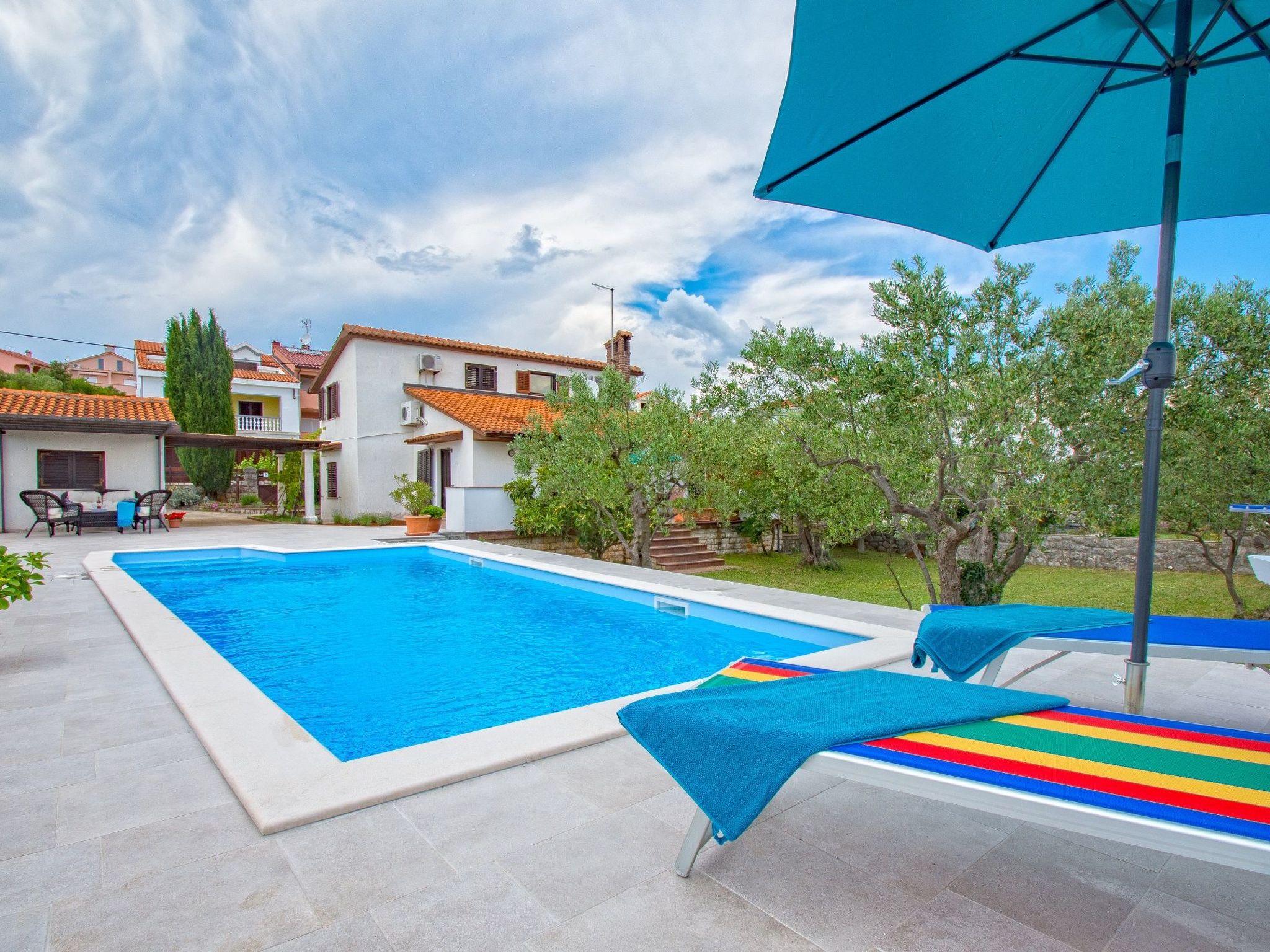 Villa "Olive Tree" mit Schwimmbad