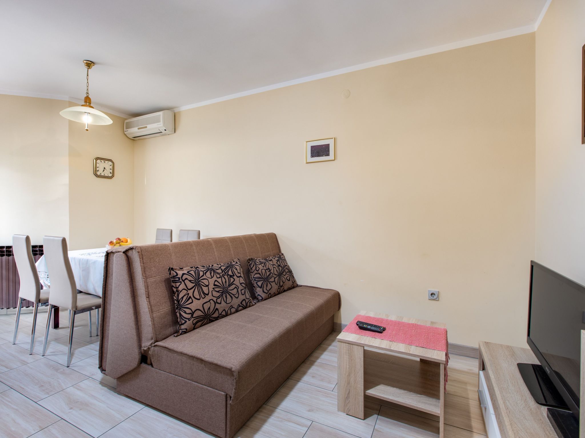 Schöne Wohnung "Apartman Mira 2"-Inside