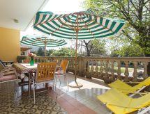 Vrijstaand appartement met terras op loopafstand van de baai in Punat - thumbnail 6
