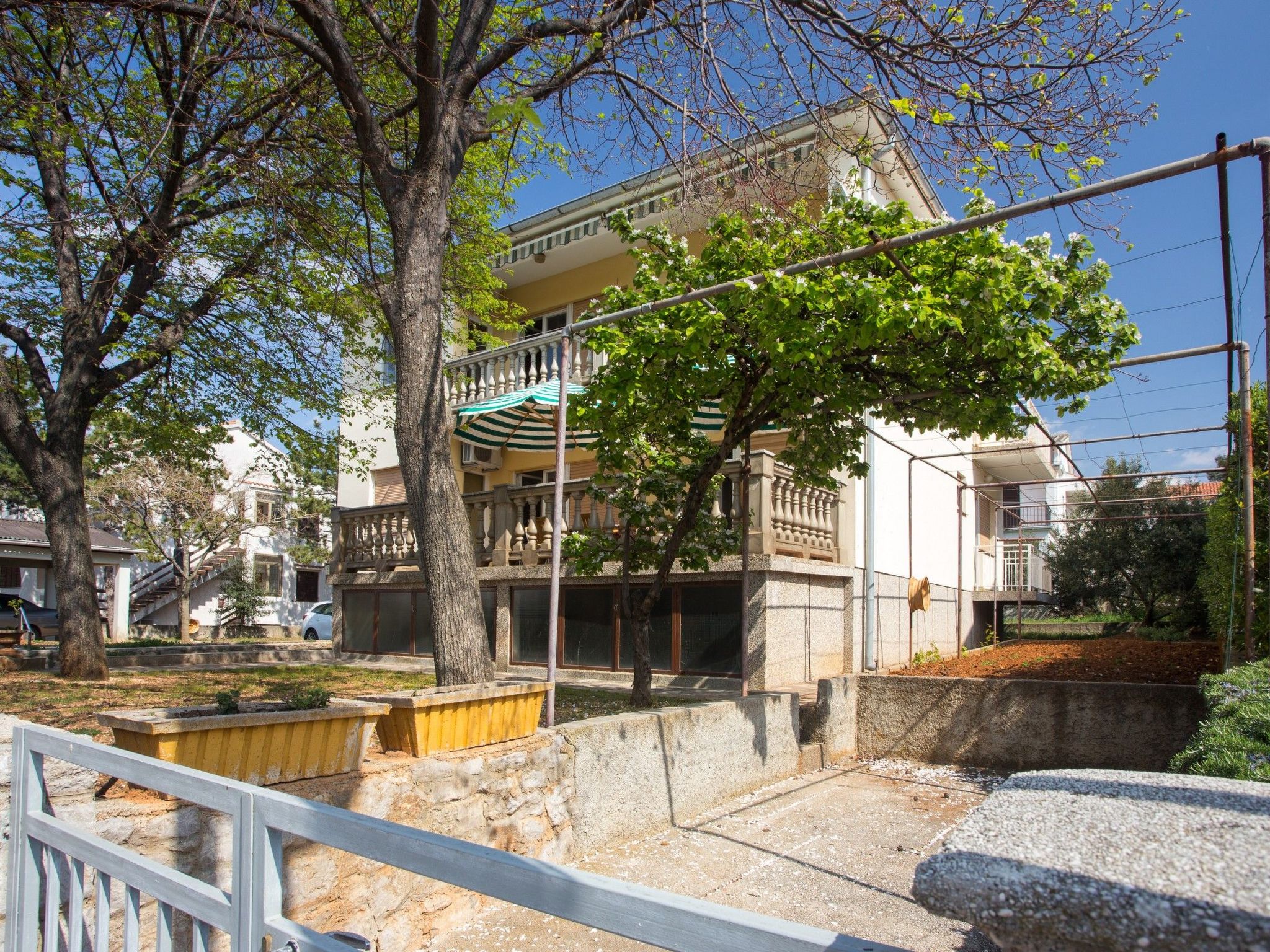 Appartement "Apartman Ester" mit Terrasse-Binnen