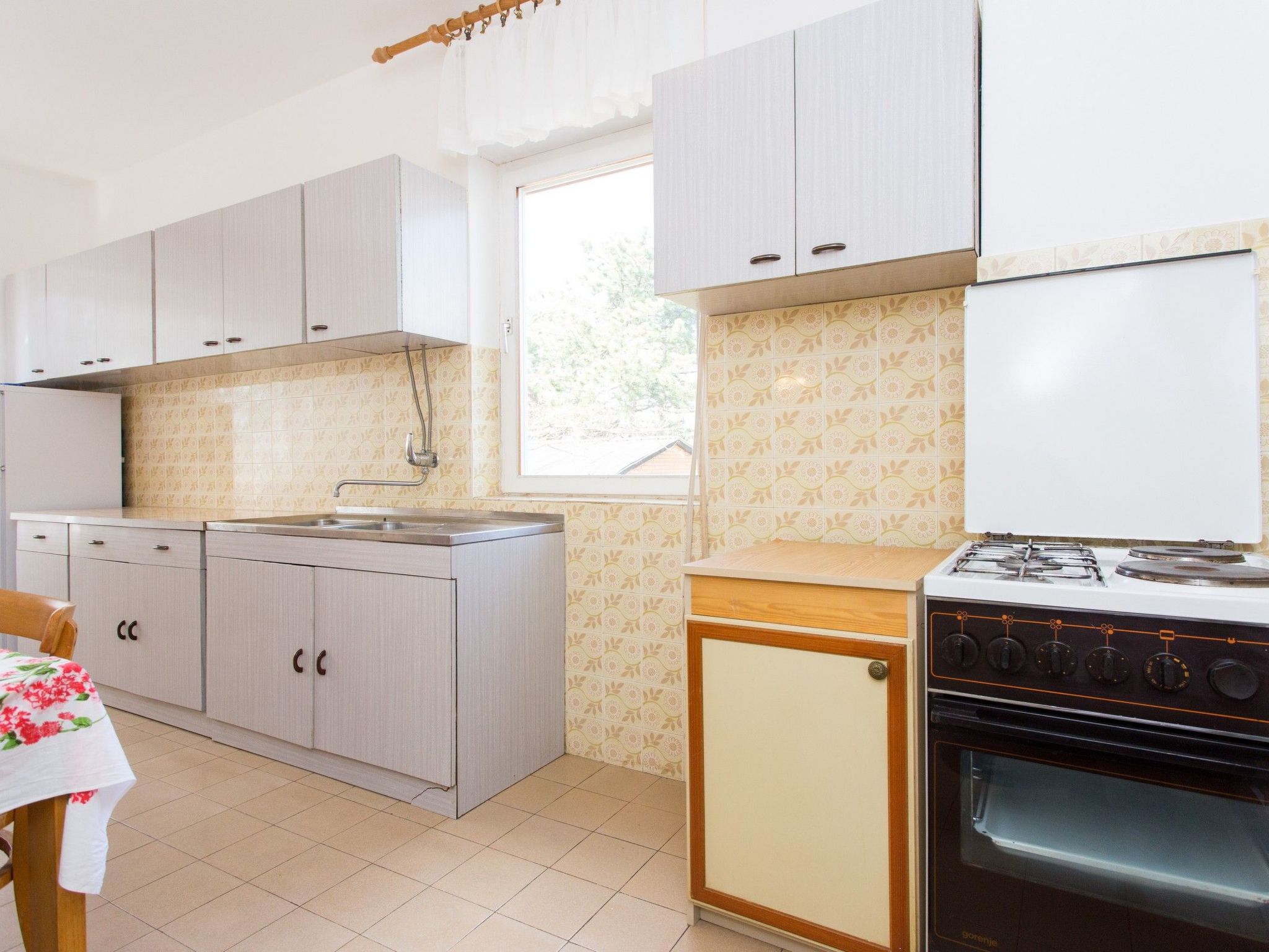 Appartement "Apartman Ester" mit Terrasse-Binnen