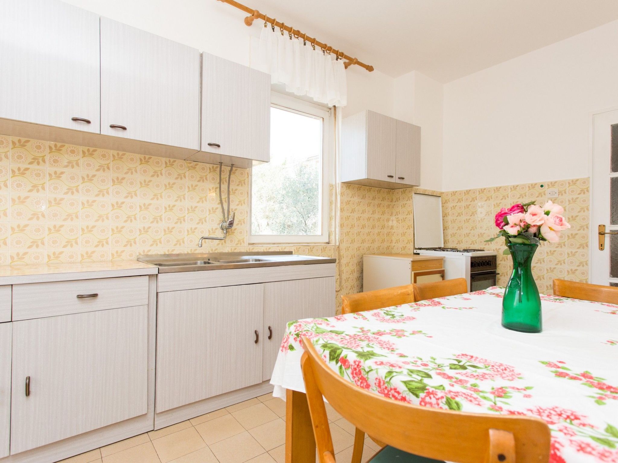 Appartement "Apartman Ester" mit Terrasse-Binnen