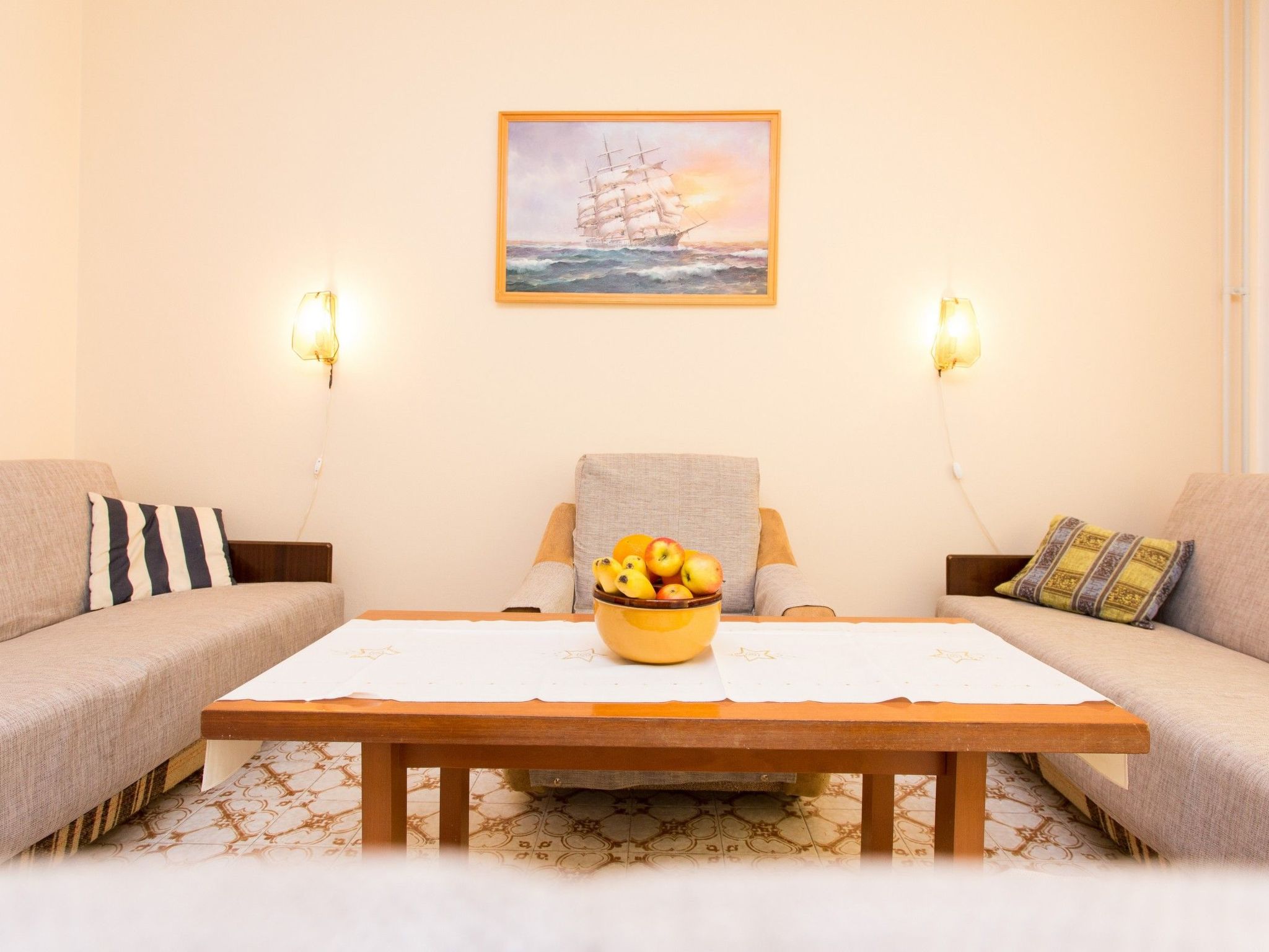 Appartement "Apartman Ester" mit Terrasse-Binnen