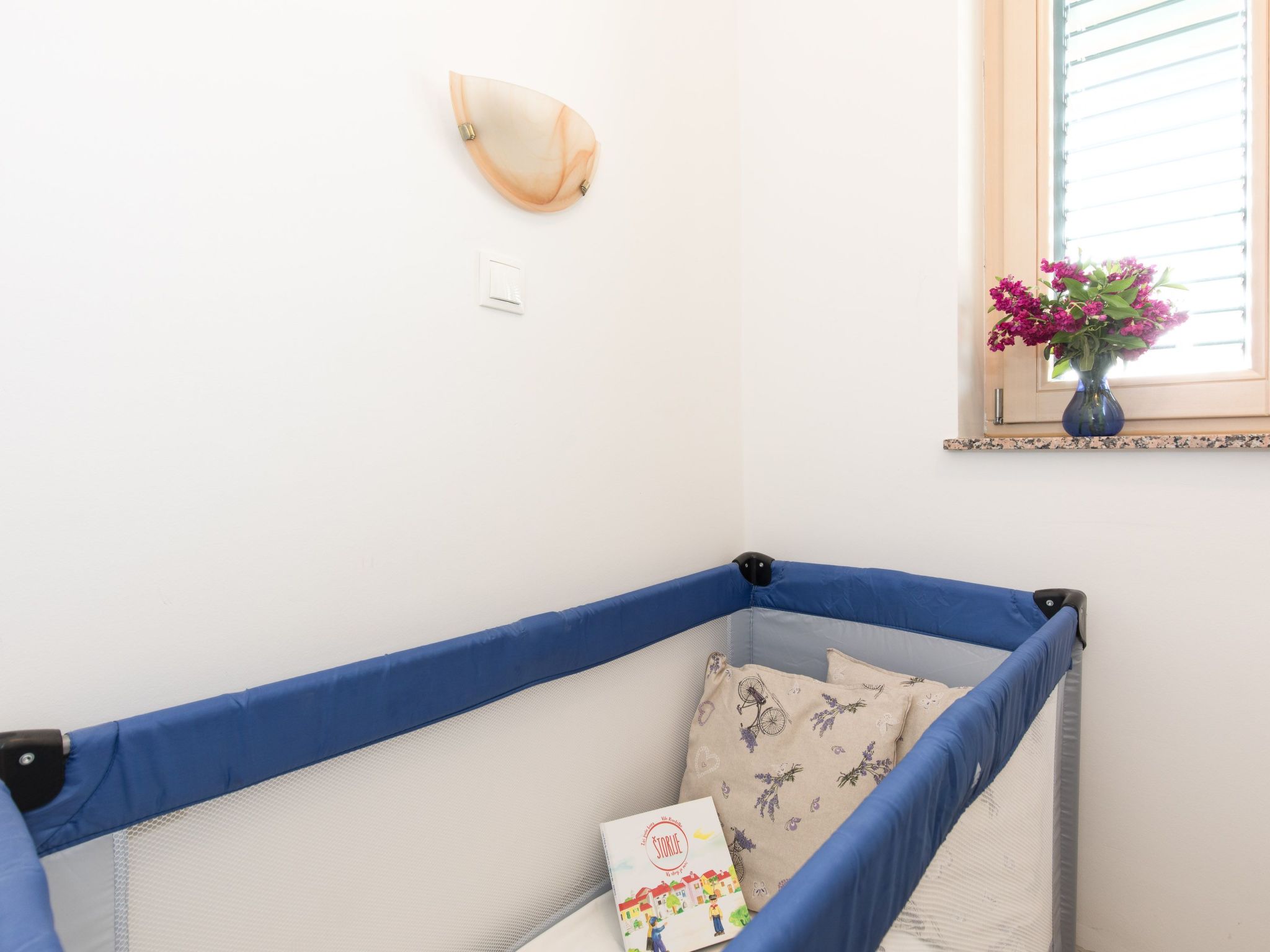 Photo of mit Garten, Grill und Terrasse