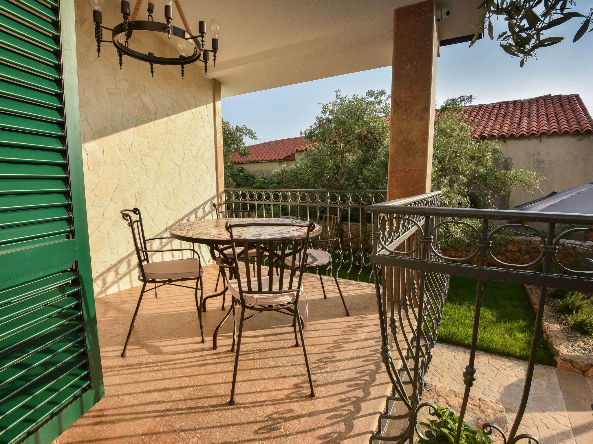 Villa Lipa-Image-tags.info