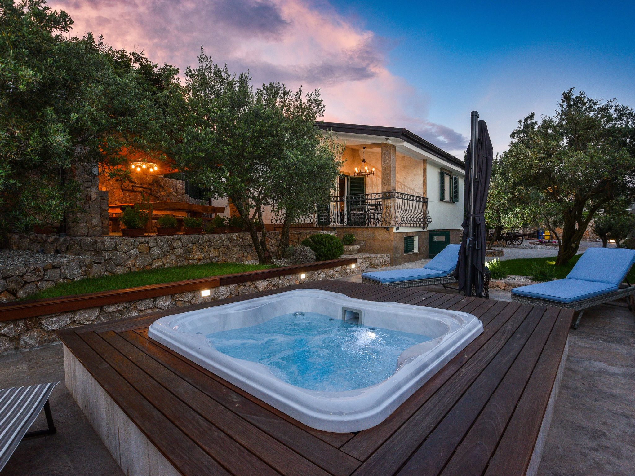 Villa Lipa-Image-tags.info