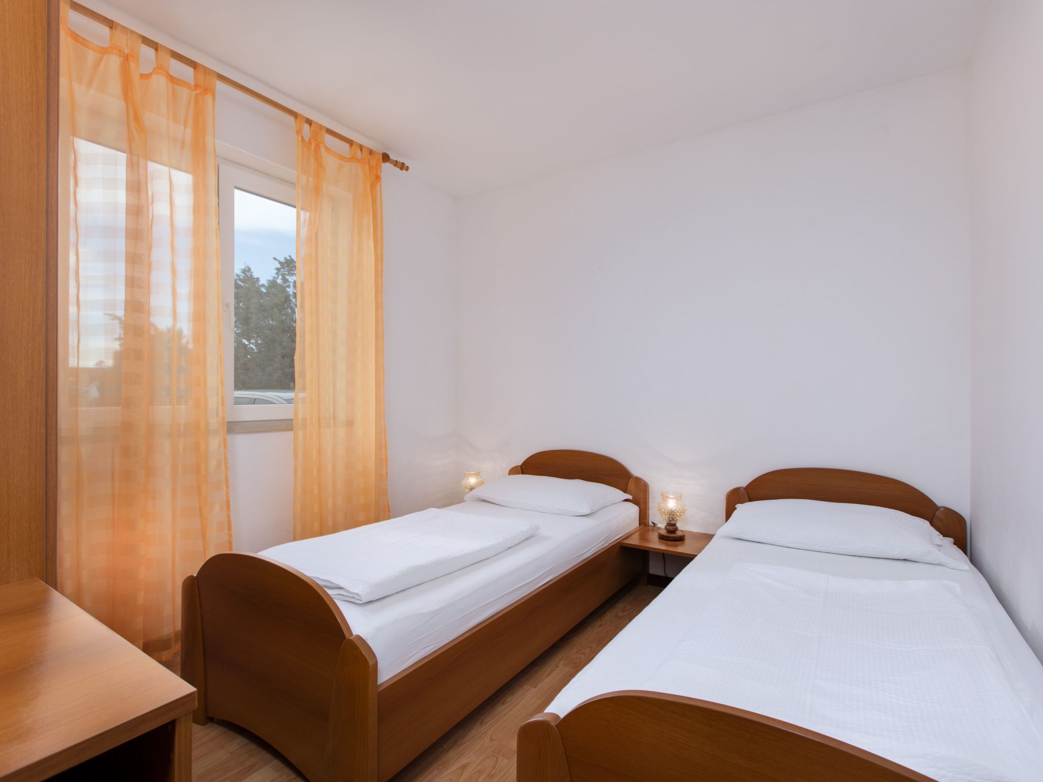 Schöne Wohnung "Apartman Mira 1" mit Terrasse-Binnen