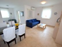 Appartement Ravlic Jelena: sfeervol verblijf op 200m van zee in Punat, Krk - thumbnail 3