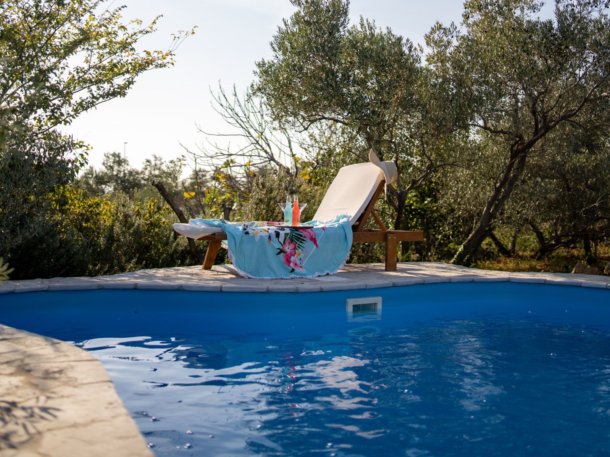 Haus mit Pool, 50 Meter vom Meer entfernt-Image-tags.info