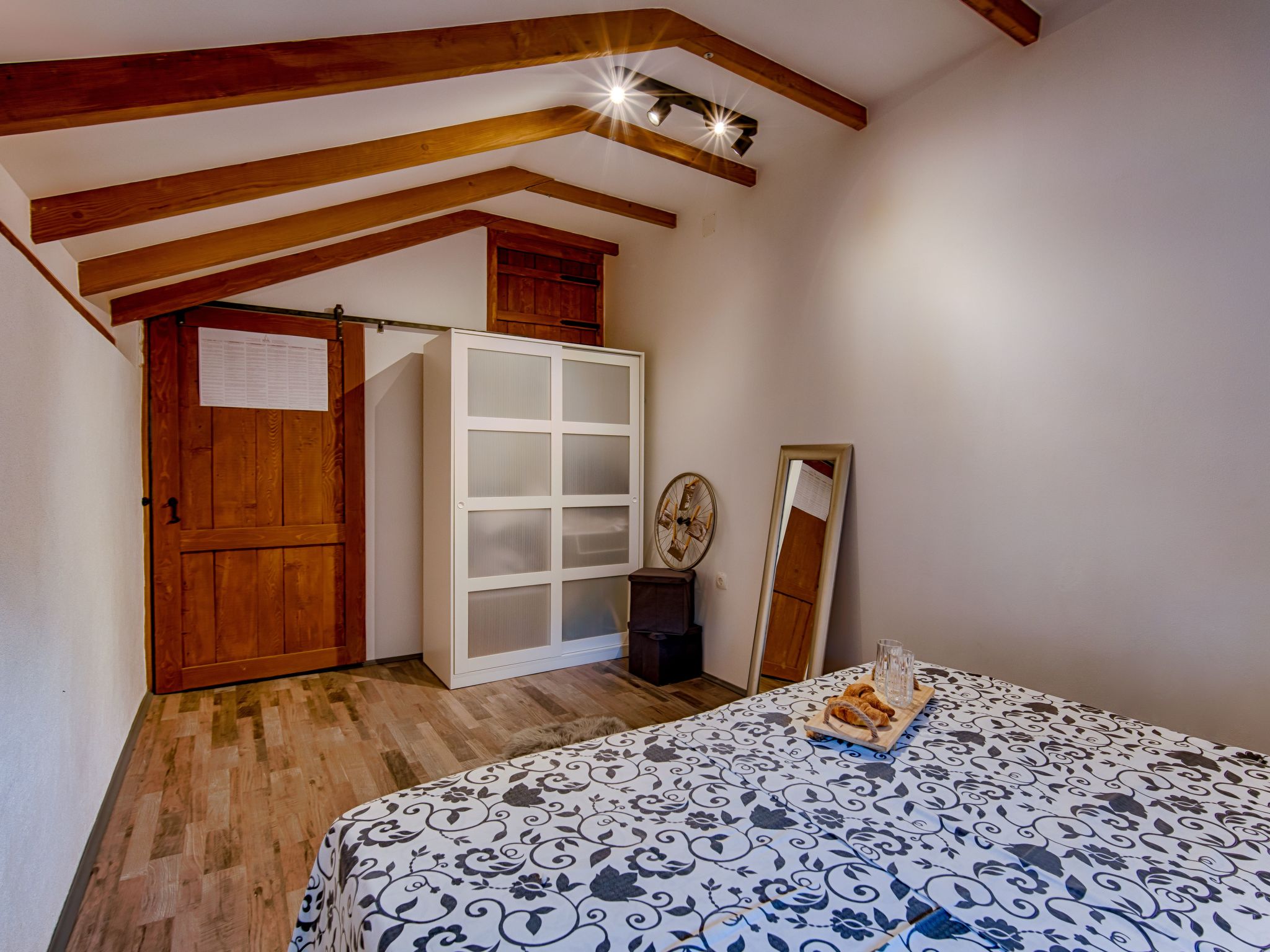 Haus mit Pool, 50 Meter vom Meer entfernt-Image-tags.info